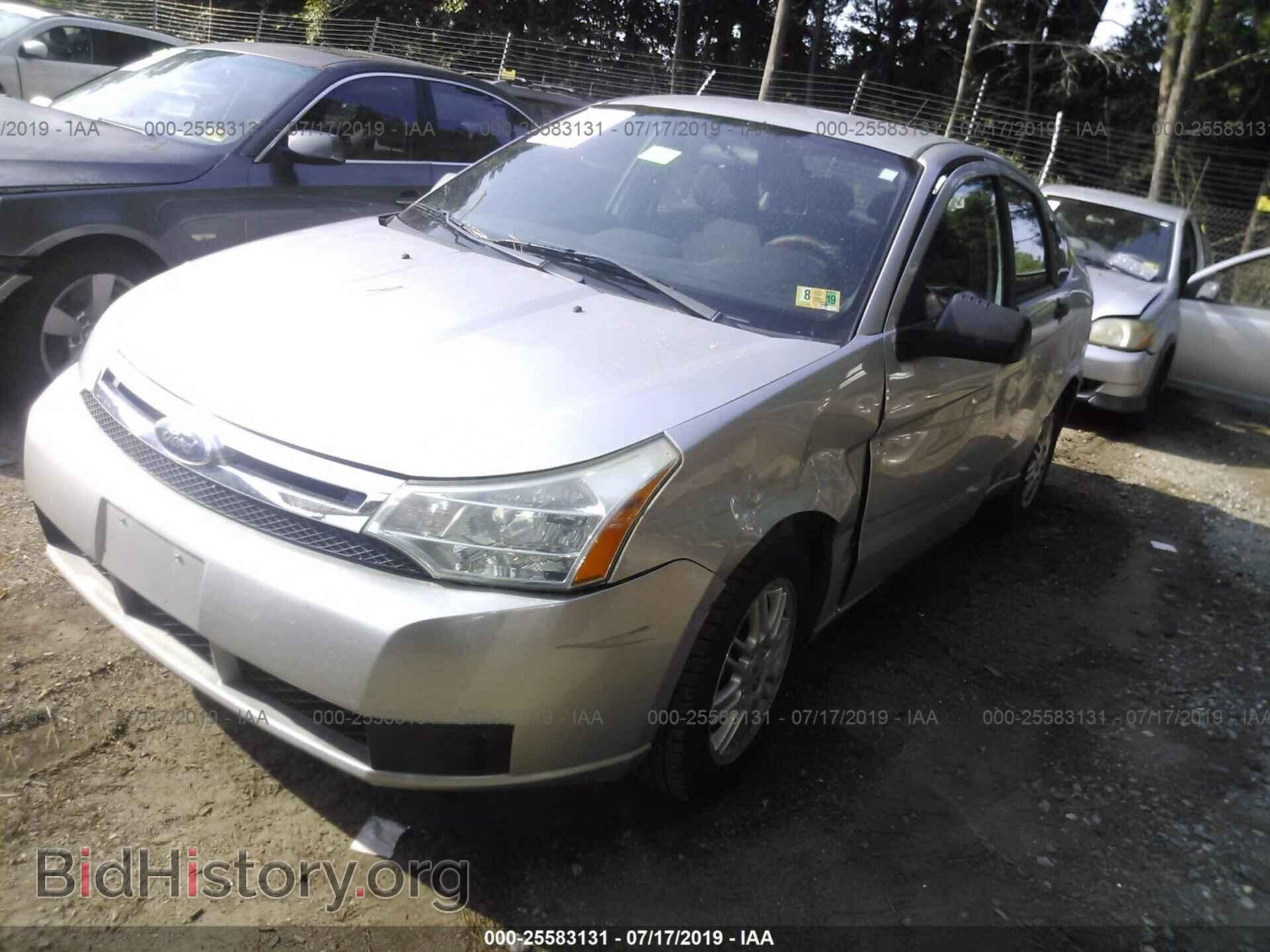 2011 FORD FOCUS - VIN: 1FAHP3FN3BW123963 - Photo 2
