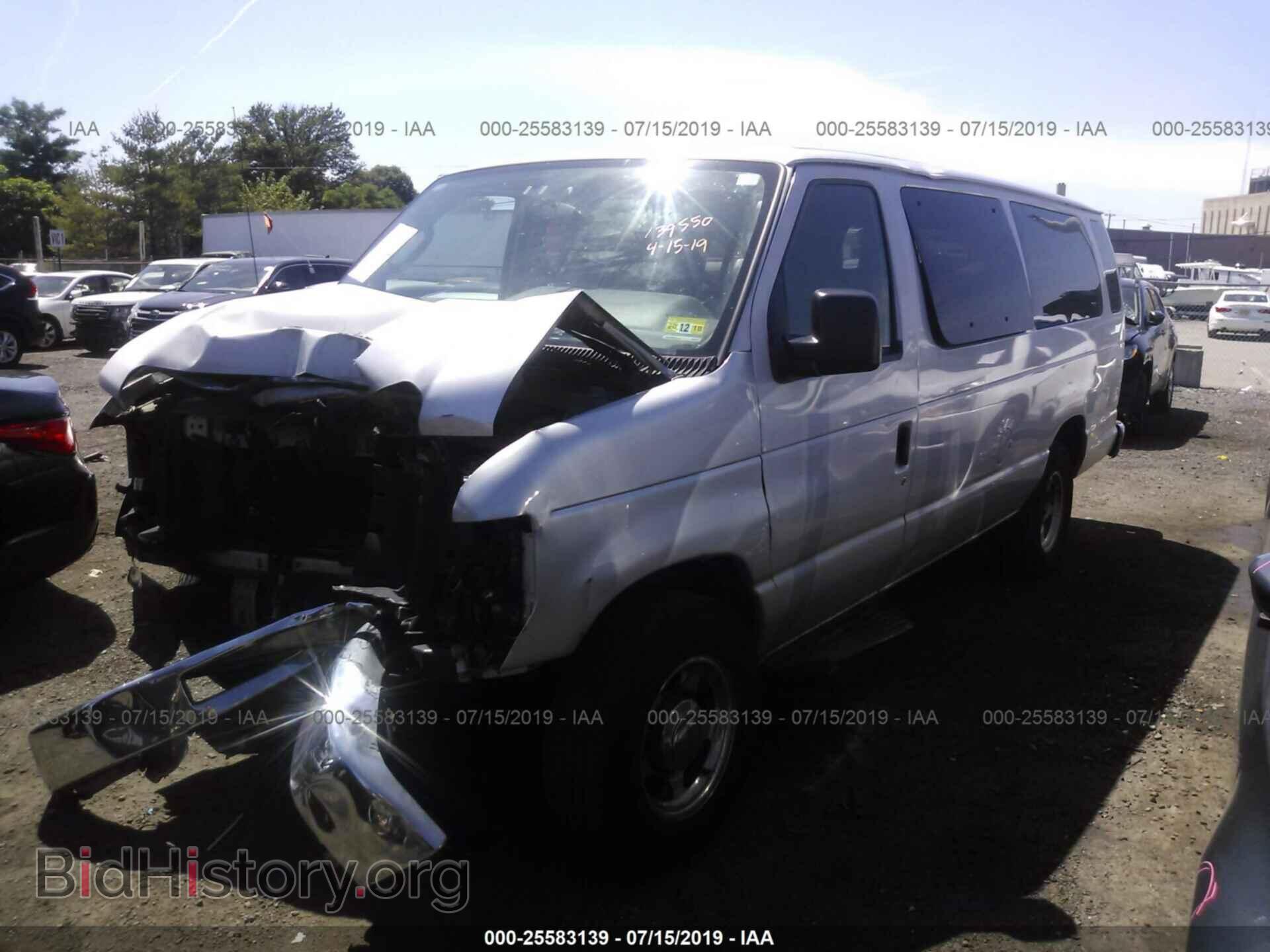 2010 FORD ECONOLINE - VIN: 1FBSS3BL9ADA13694 - Фото 2