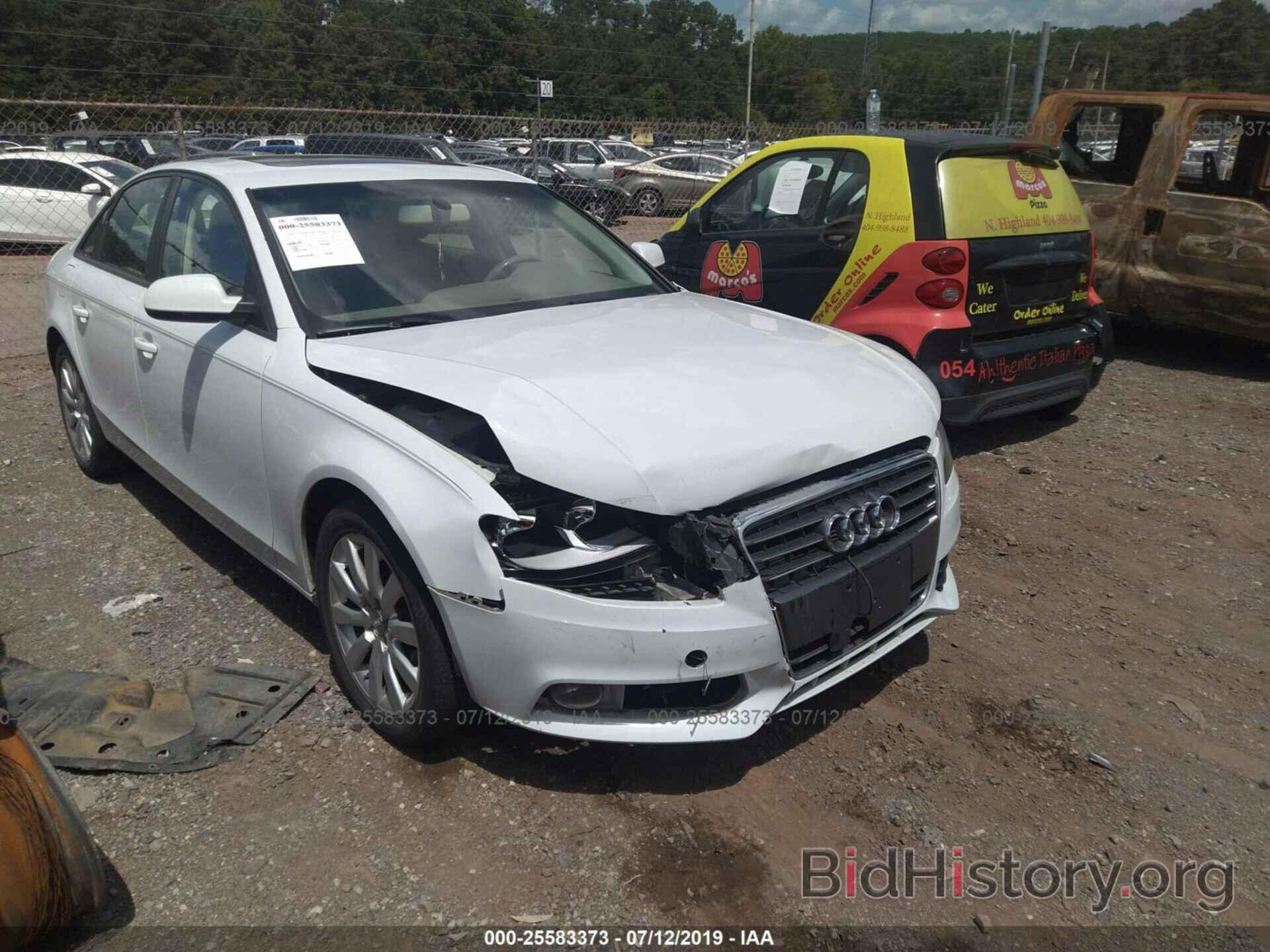 Photo WAUAFAFL7CA115717 - AUDI A4 2012