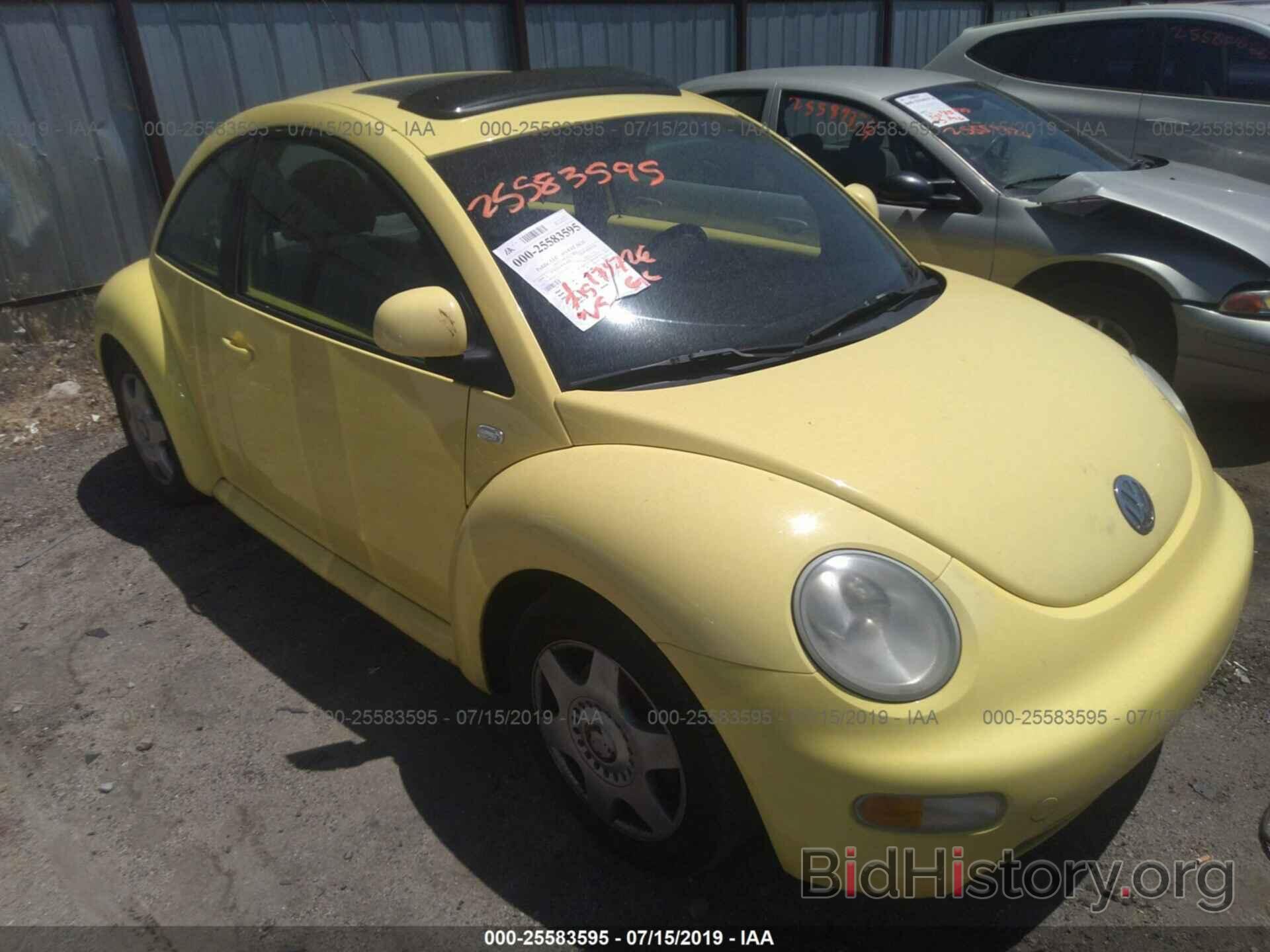 Фотография 3VWCD21C5YM427024 - VOLKSWAGEN NEW BEETLE 2000