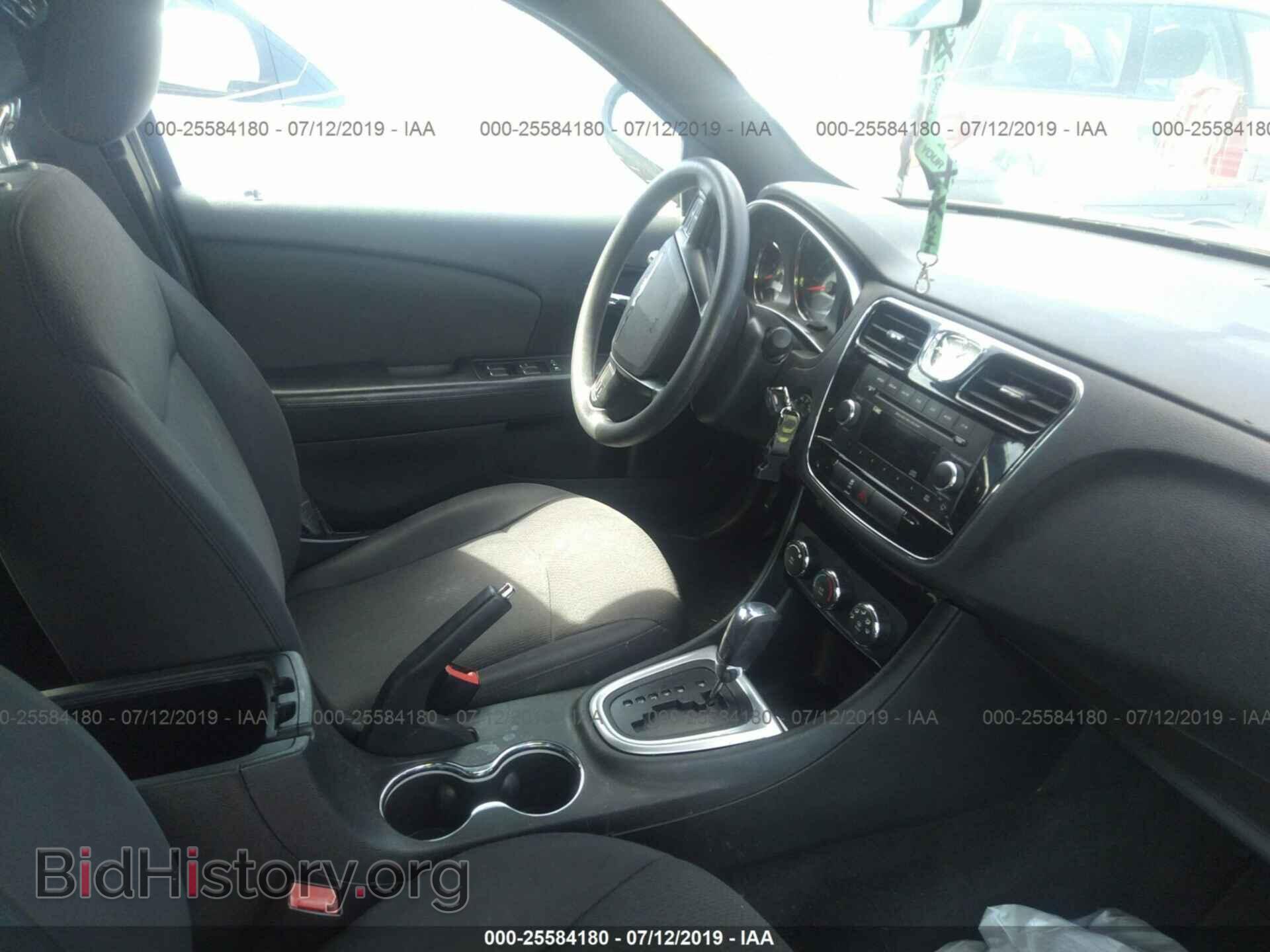 2012 CHRYSLER 200 - VIN: 1C3CCBAB6CN228743 - Фото 5