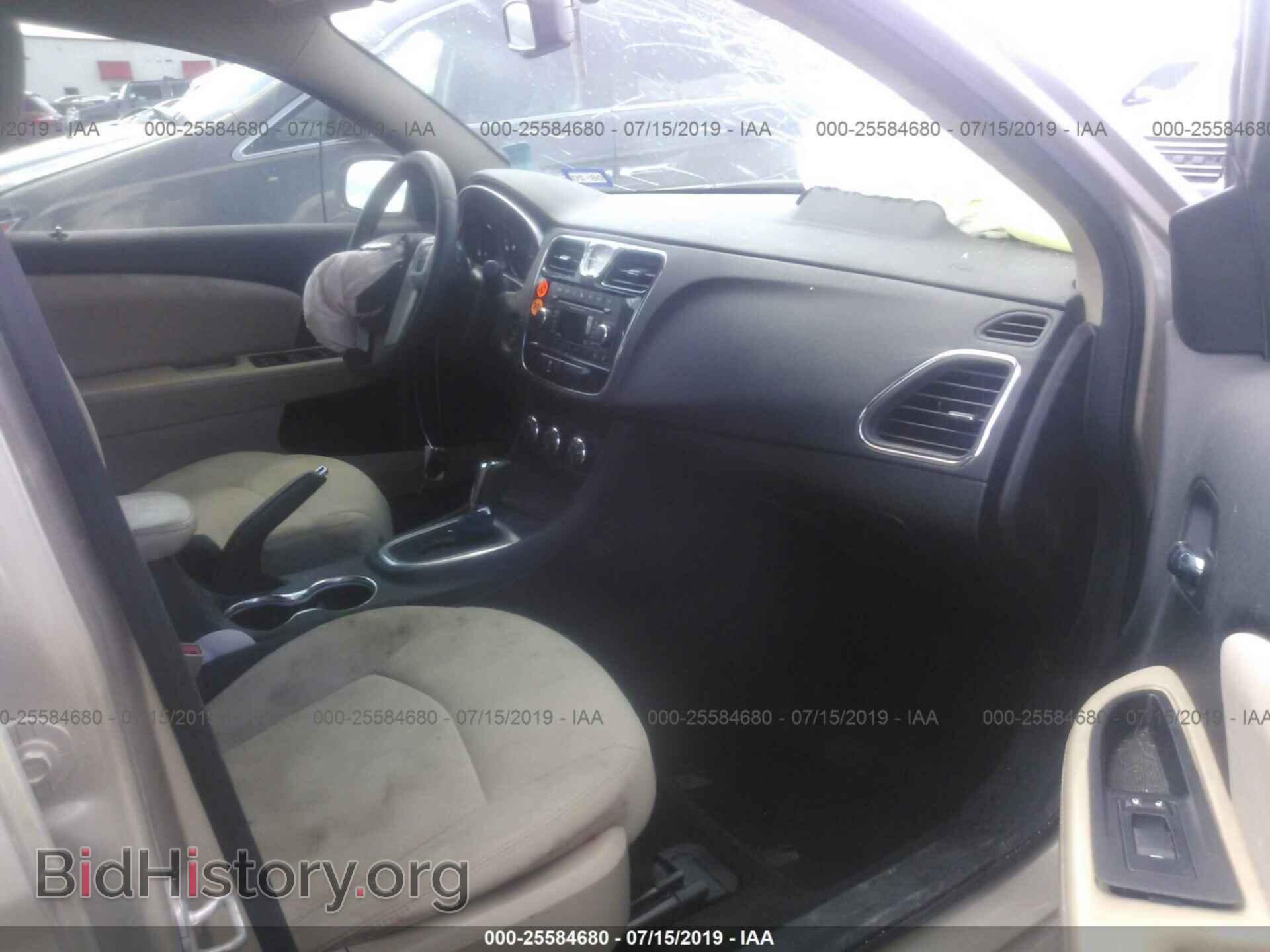 2013 CHRYSLER 200 - VIN: 1C3CCBBB1DN600781 - Photo 5