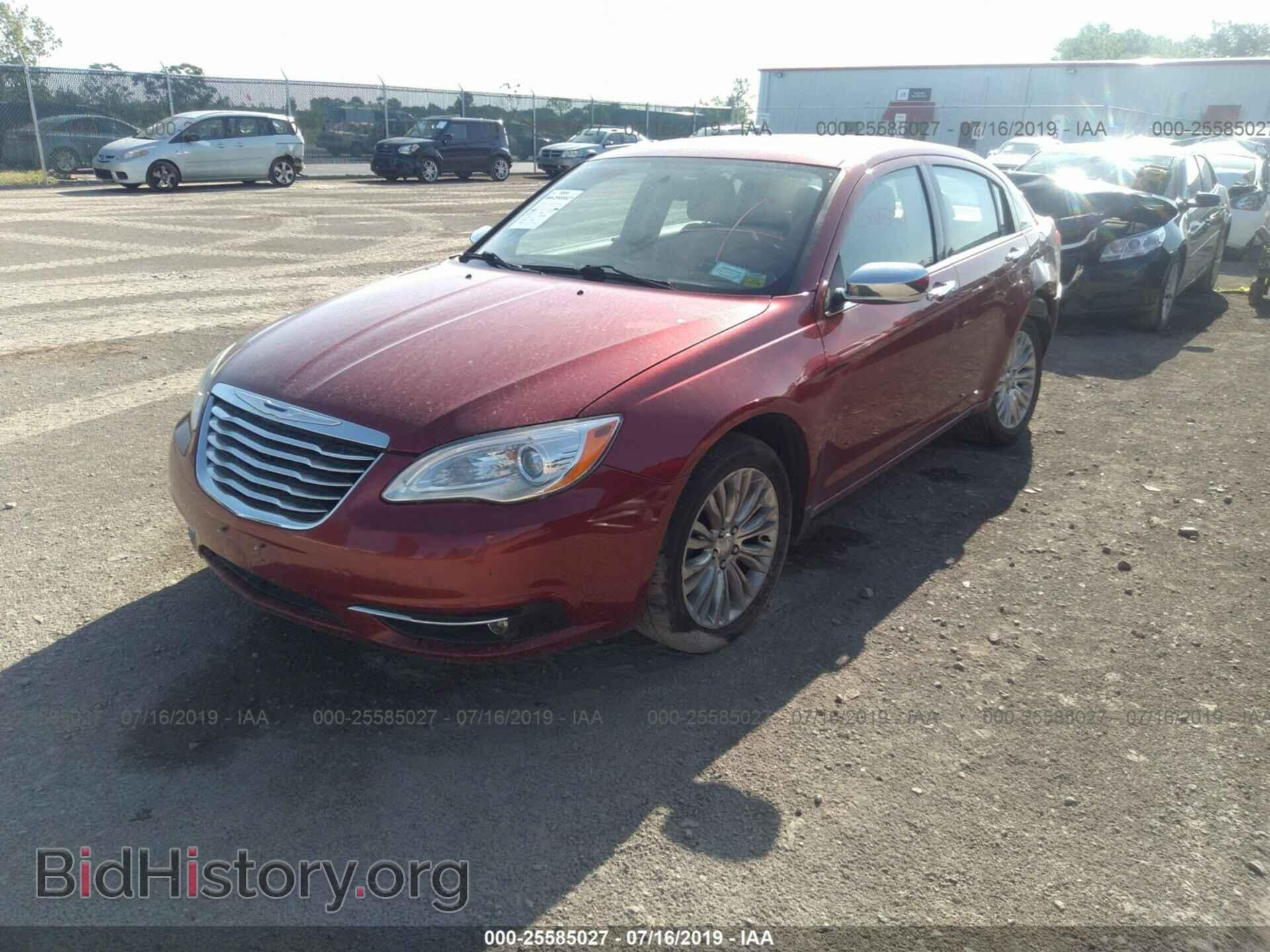 2011 CHRYSLER 200 - VIN: 1C3BC2FG9BN514343 - Photo 2
