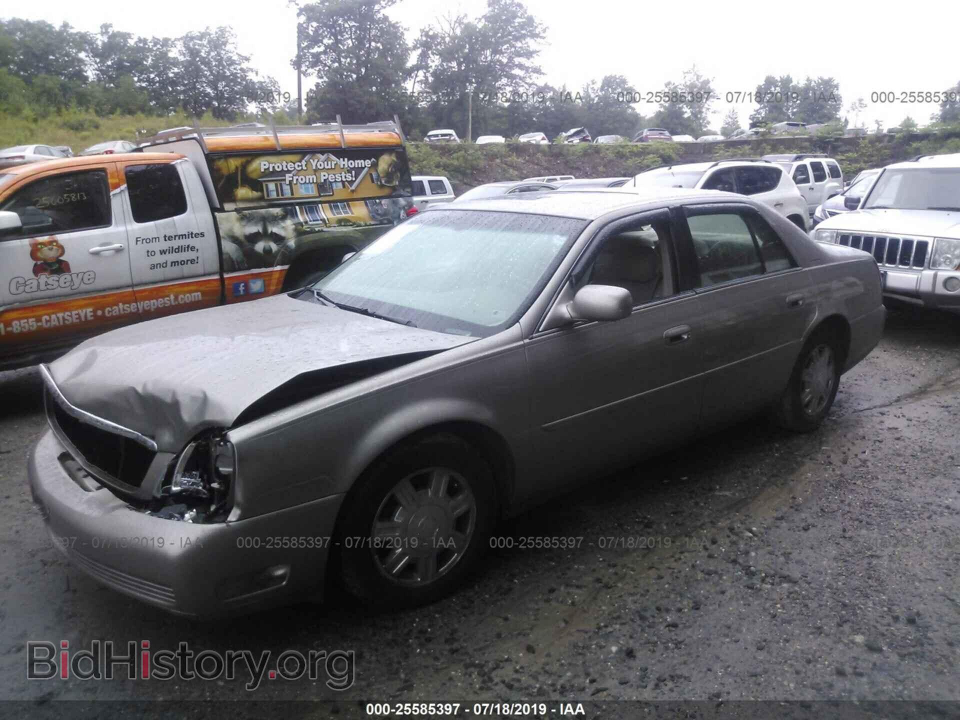 2004 CADILLAC DEVILLE - VIN: 1G6KD54YX4U260028 - Photo 2