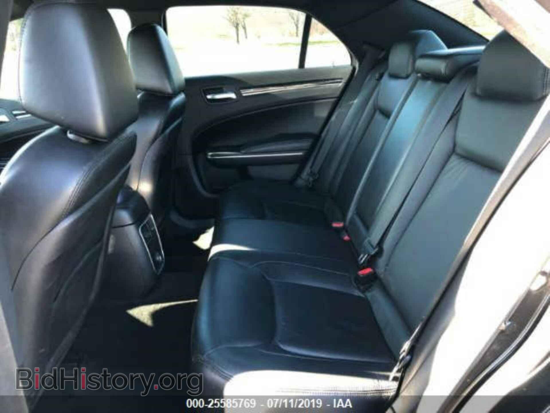 2011 CHRYSLER 300 - VIN: 2C3CA5CG7BH546829 - Фото 8