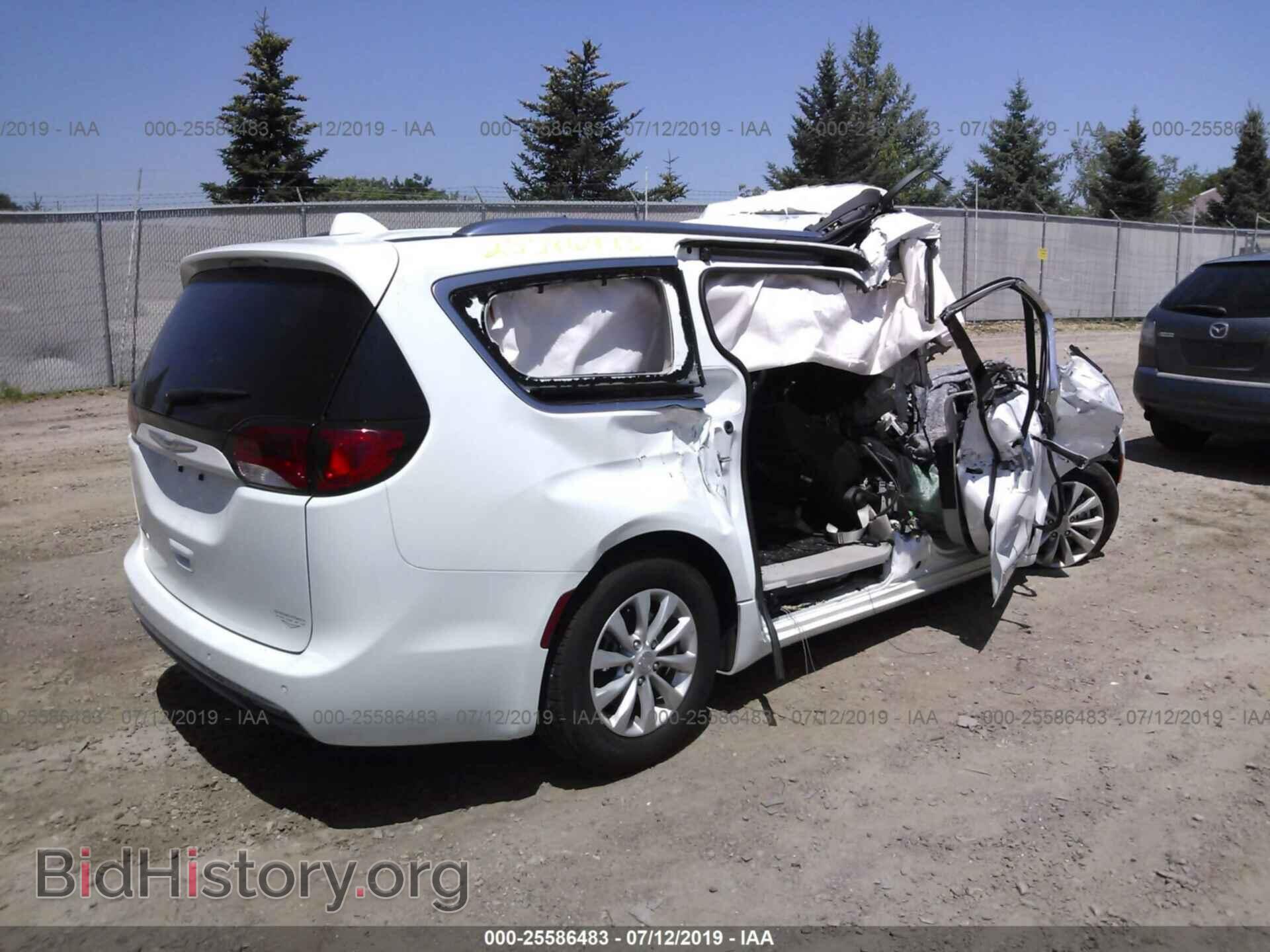 2018 CHRYSLER PACIFICA - VIN: 2C4RC1BG5JR110404 - Фото 4