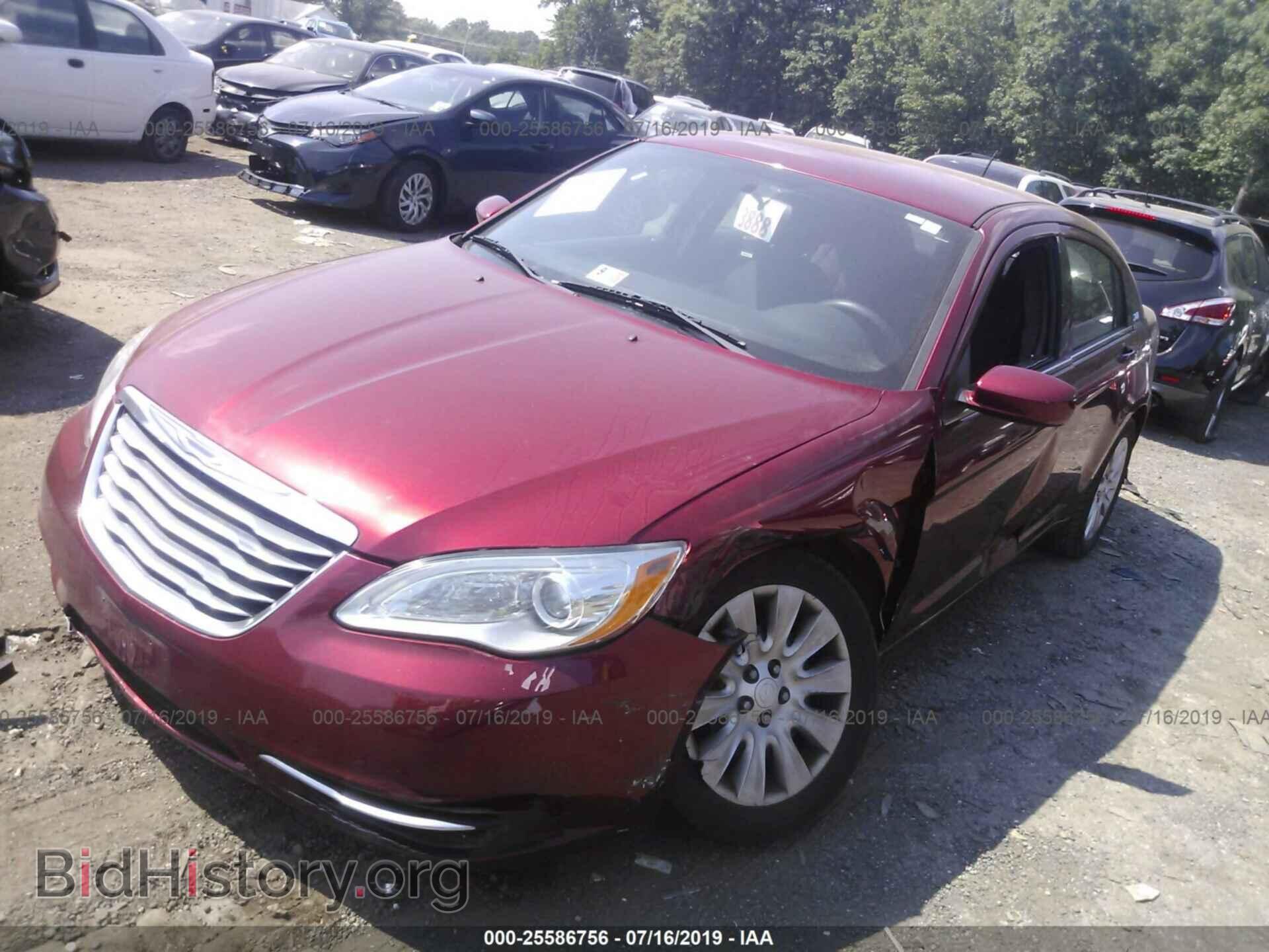 2014 CHRYSLER 200 - VIN: 1C3CCBAB9EN141177 - Фото 2