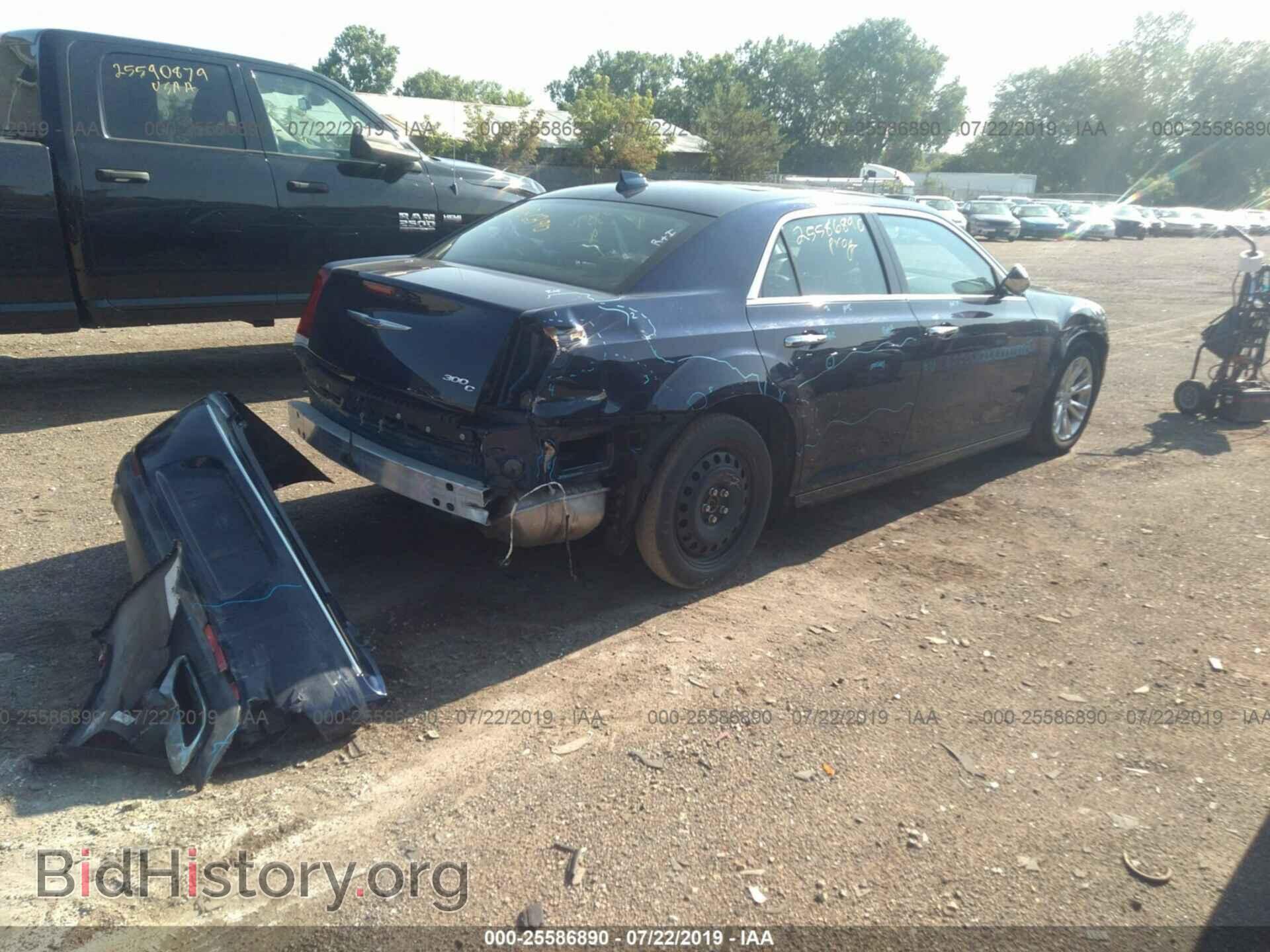 2017 CHRYSLER 300C - VIN: 2C3CCAEG6HH608262 - Фото 4