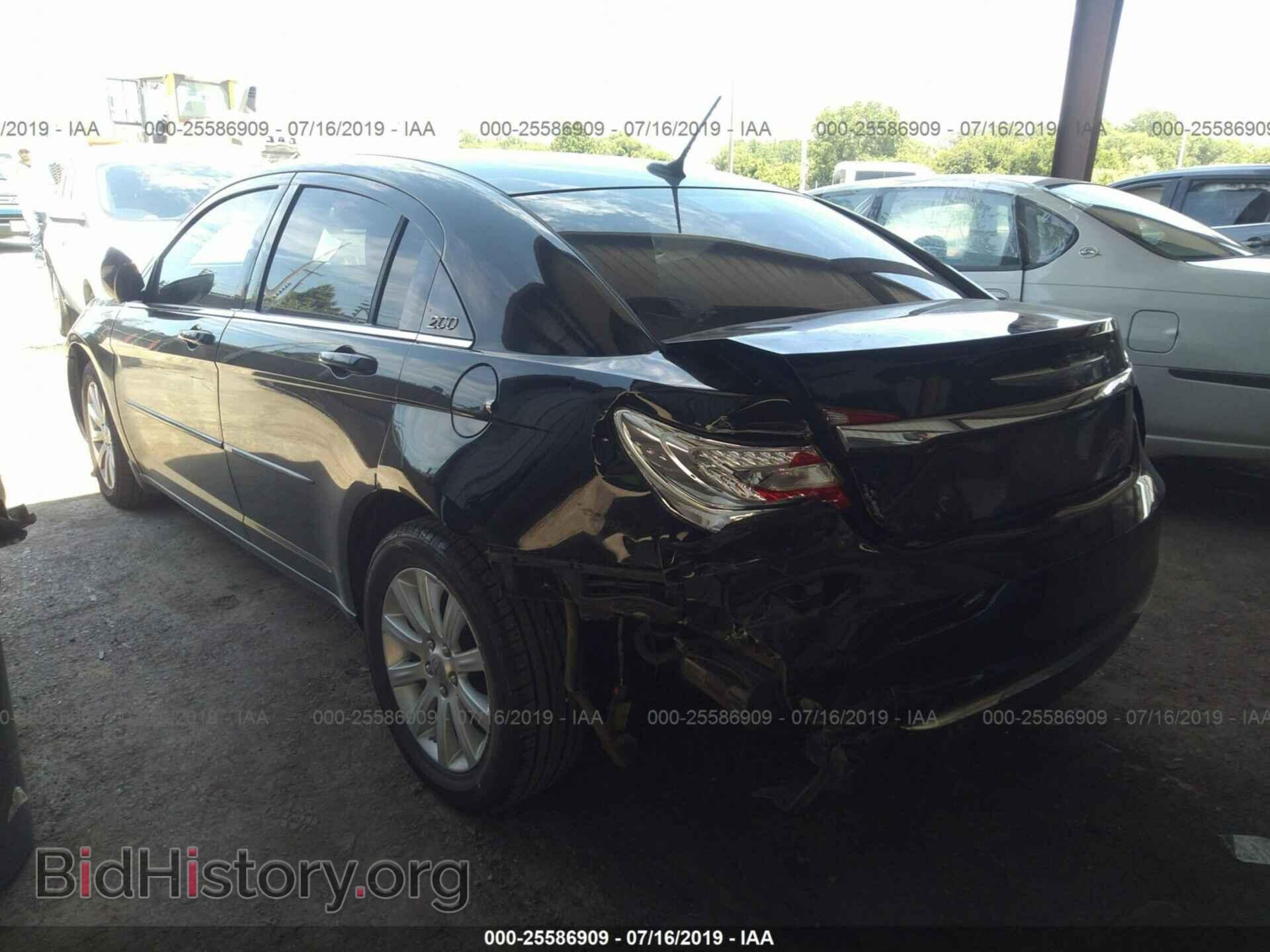 2012 CHRYSLER 200 - VIN: 1C3CCBBB2CN296164 - Фото 3
