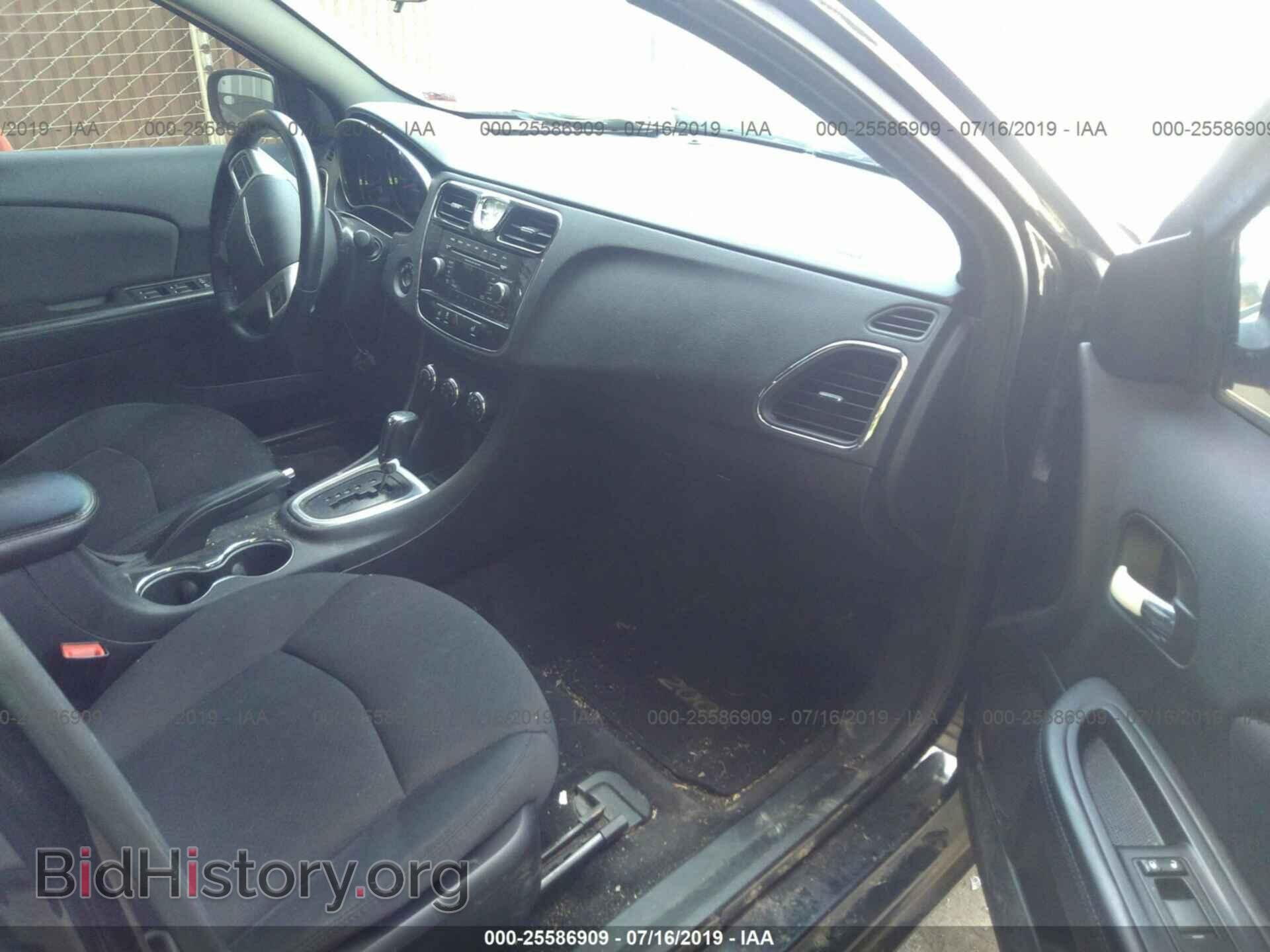 2012 CHRYSLER 200 - VIN: 1C3CCBBB2CN296164 - Фото 5