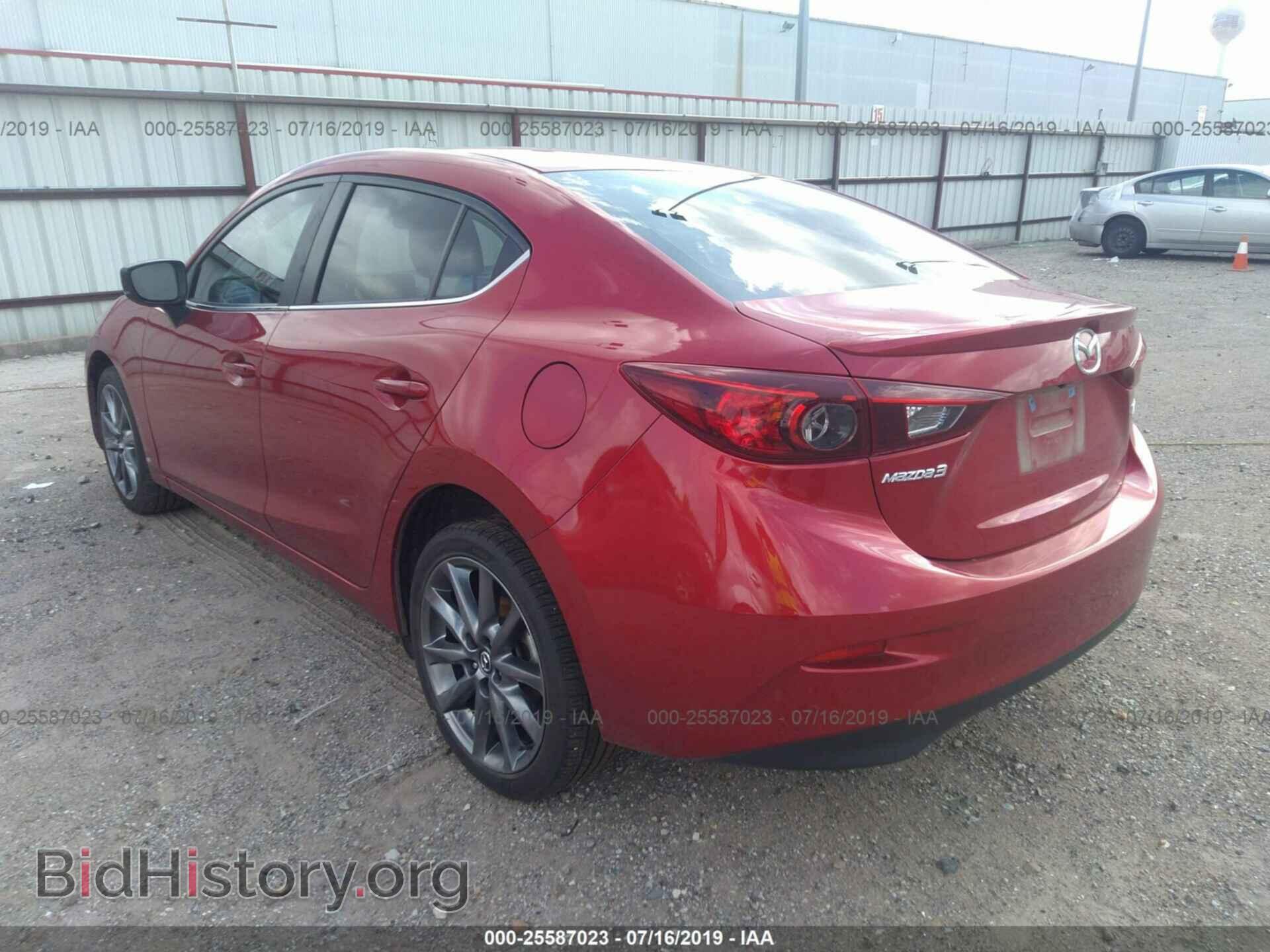 2018 MAZDA 3 - VIN: 3MZBN1V34JM194031 - Фото 3
