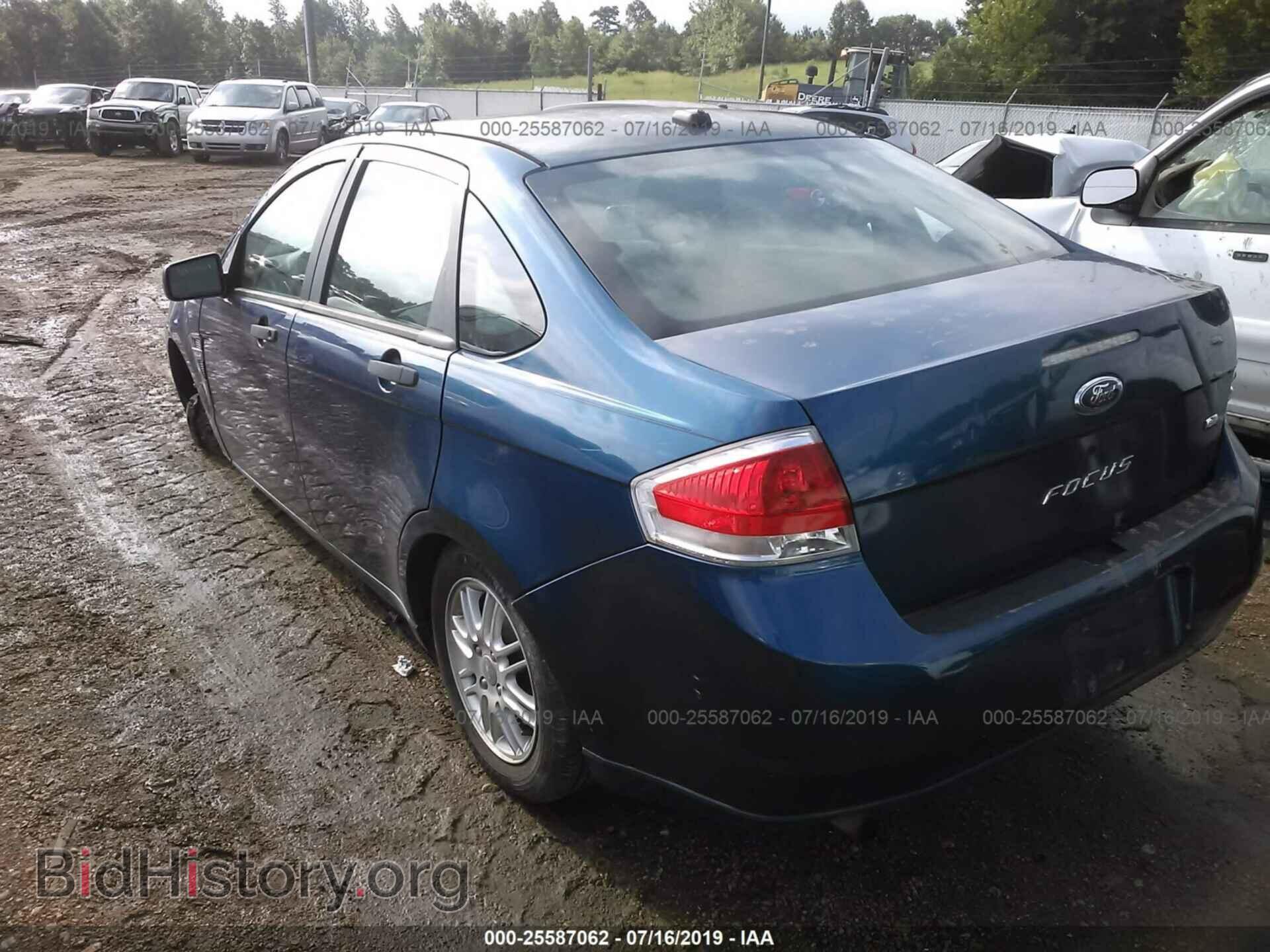 2008 FORD FOCUS - VIN: 1FAHP35N28W241965 - Фото 3