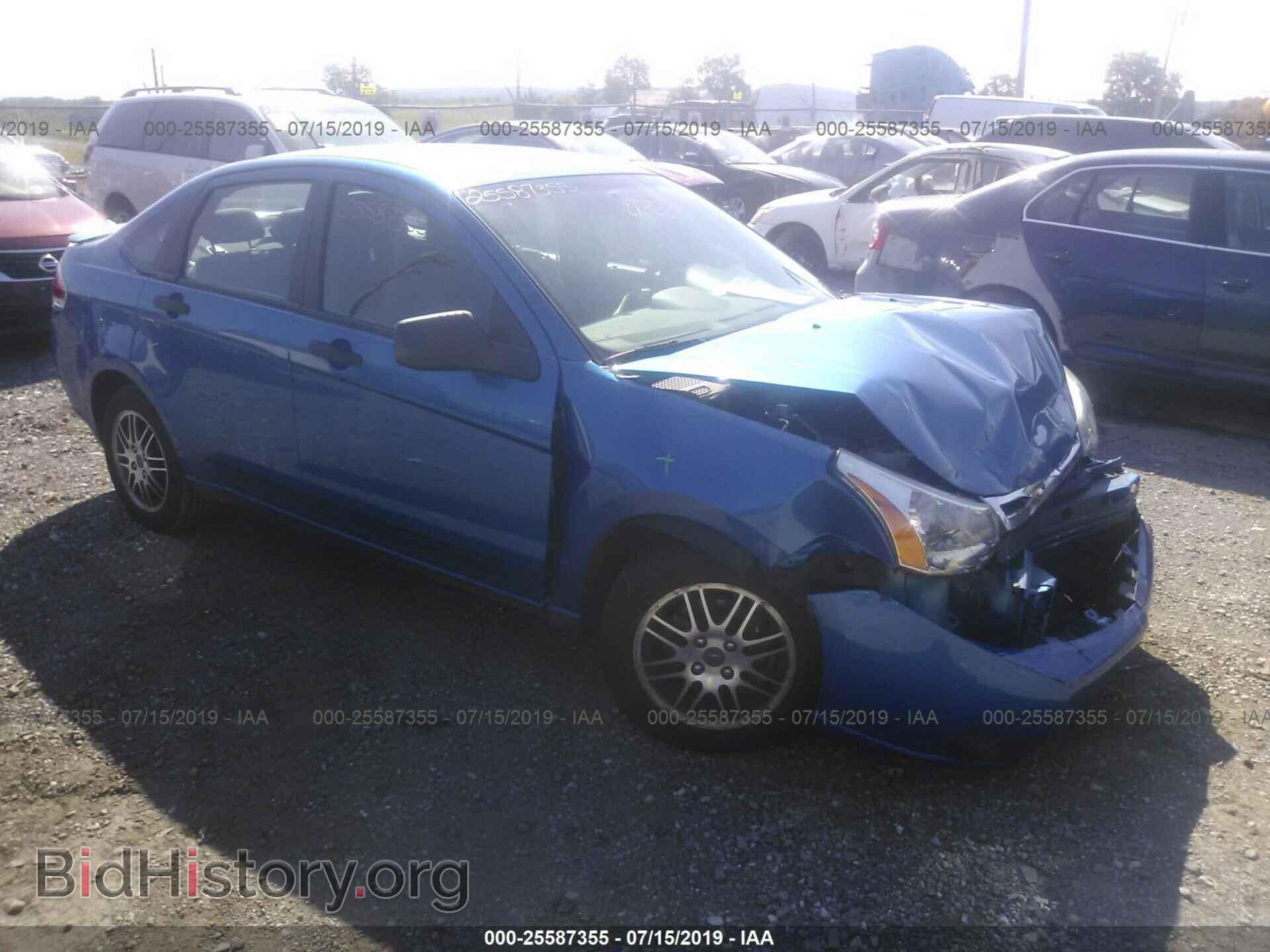 Photo 1FAHP3FN1BW183255 - FORD FOCUS 2011