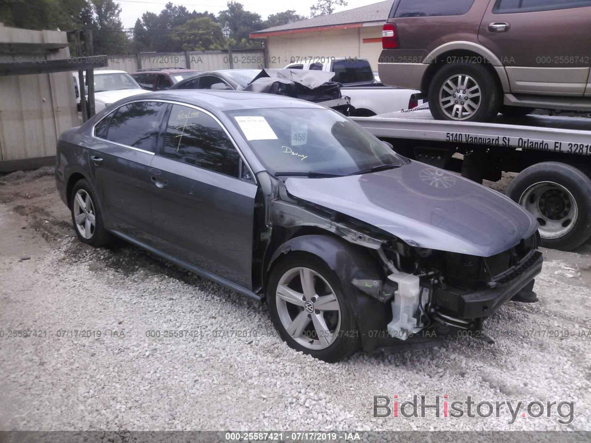 Photo 1VWBP7A38CC061375 - VOLKSWAGEN PASSAT 2012