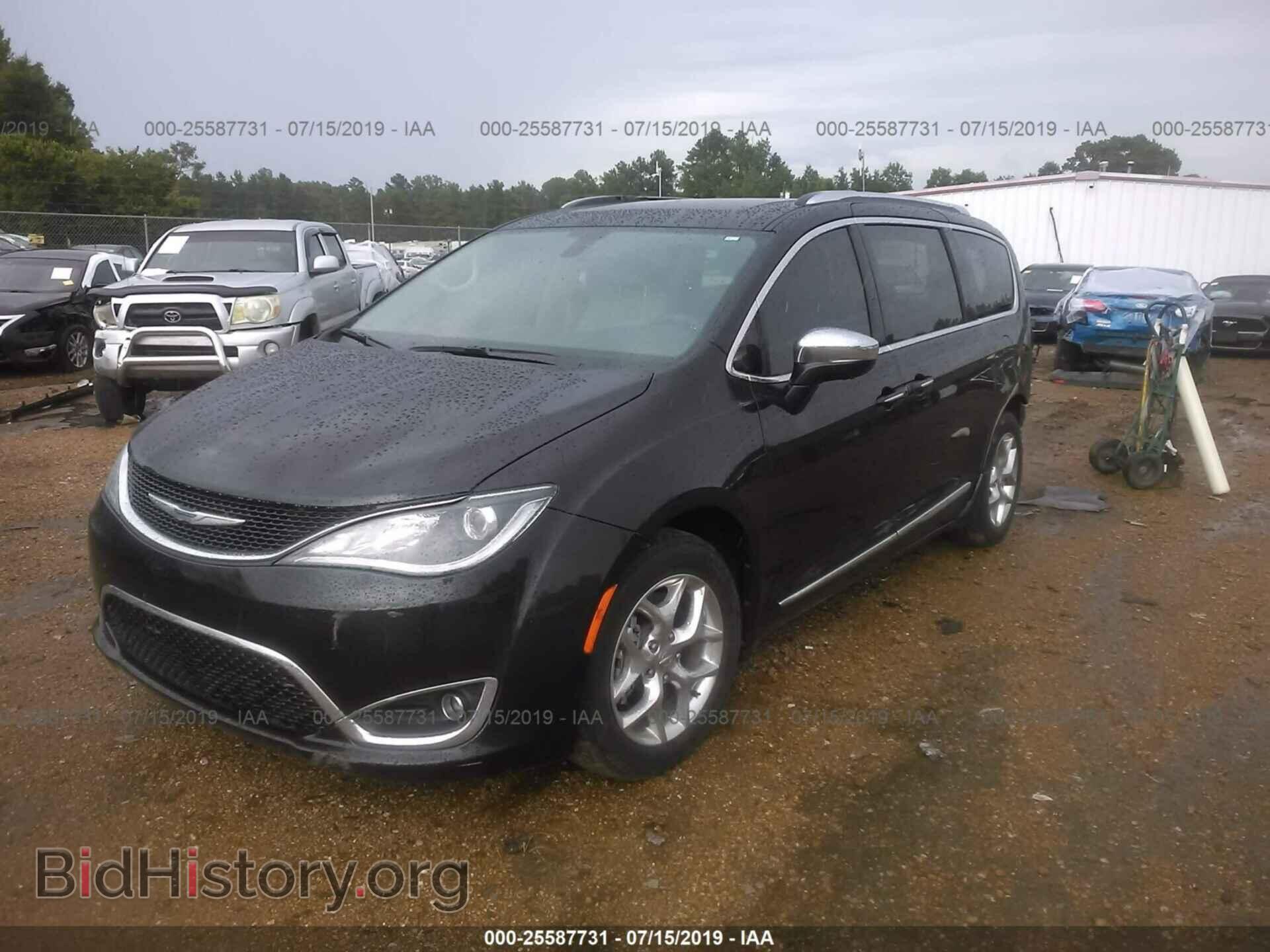 2018 CHRYSLER PACIFICA - VIN: 2C4RC1GG0JR142993 - Фото 2