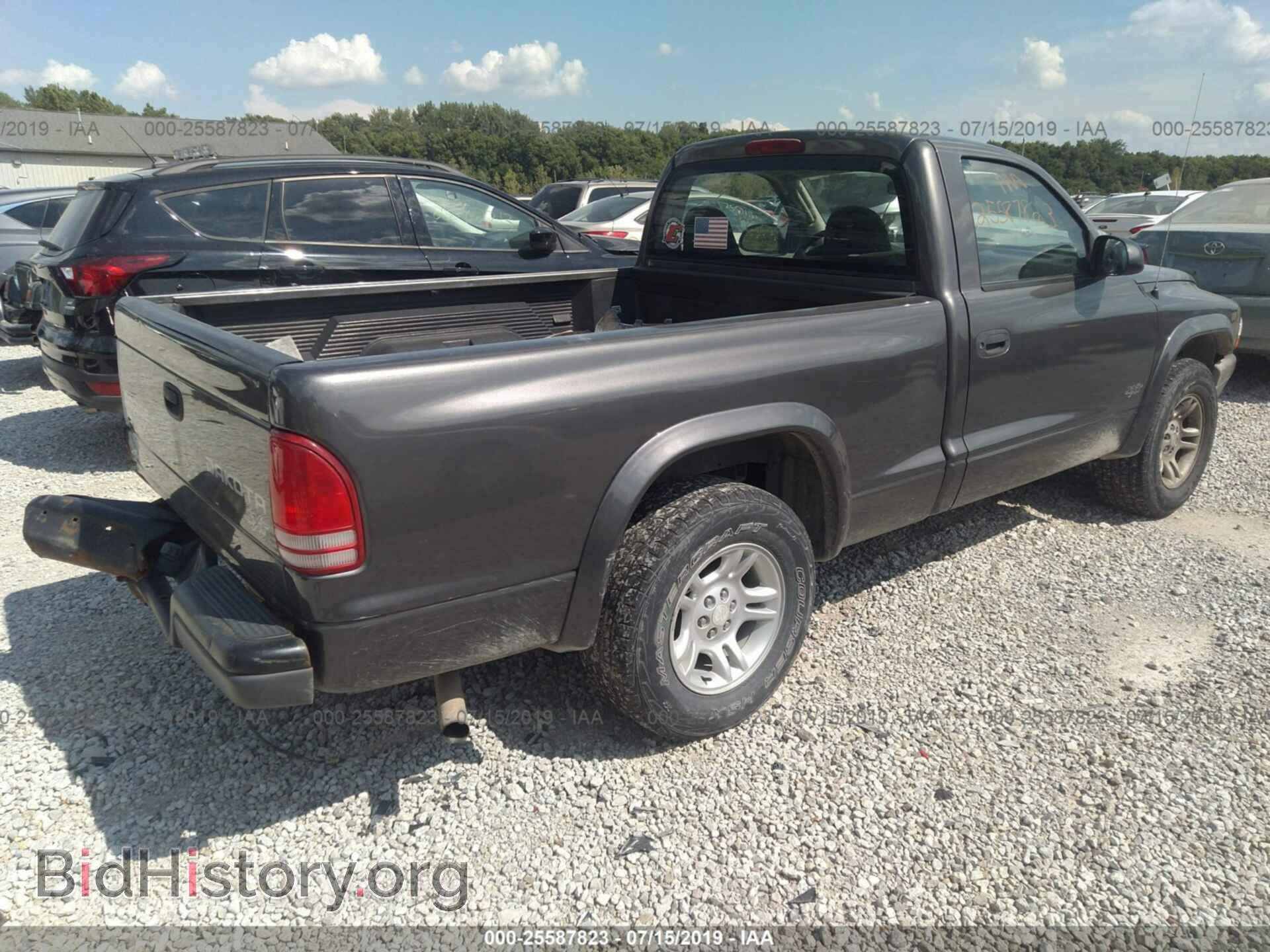 2004 DODGE DAKOTA - VIN: 1D7FL16KX4S638806 - Фото 4