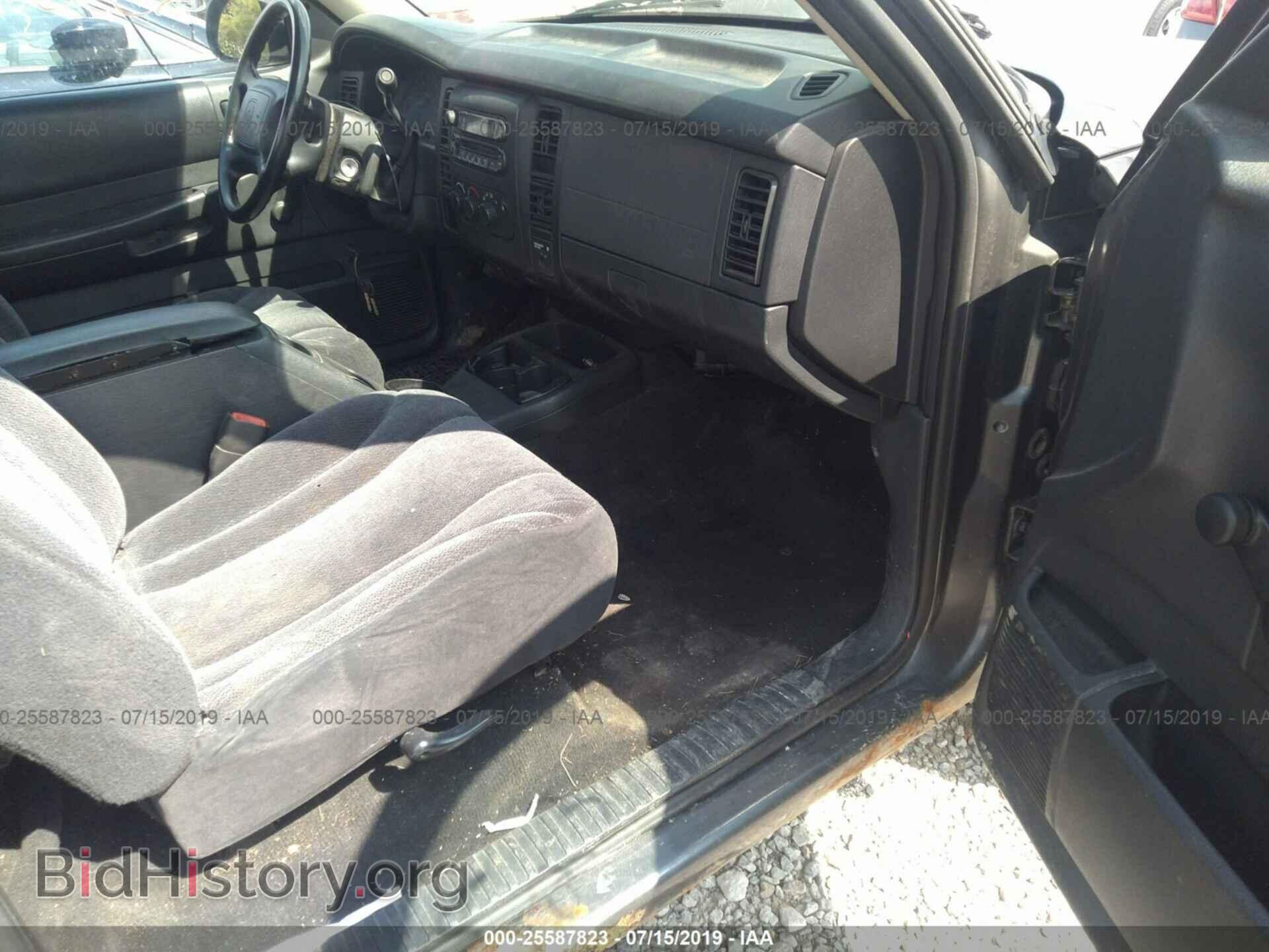 2004 DODGE DAKOTA - VIN: 1D7FL16KX4S638806 - Фото 5