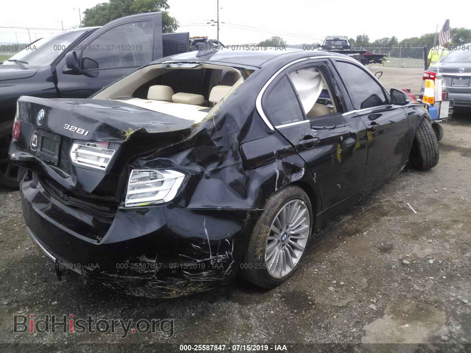 2012 BMW 328 - VIN: WBA3A5C53CF256193 - Фото 4