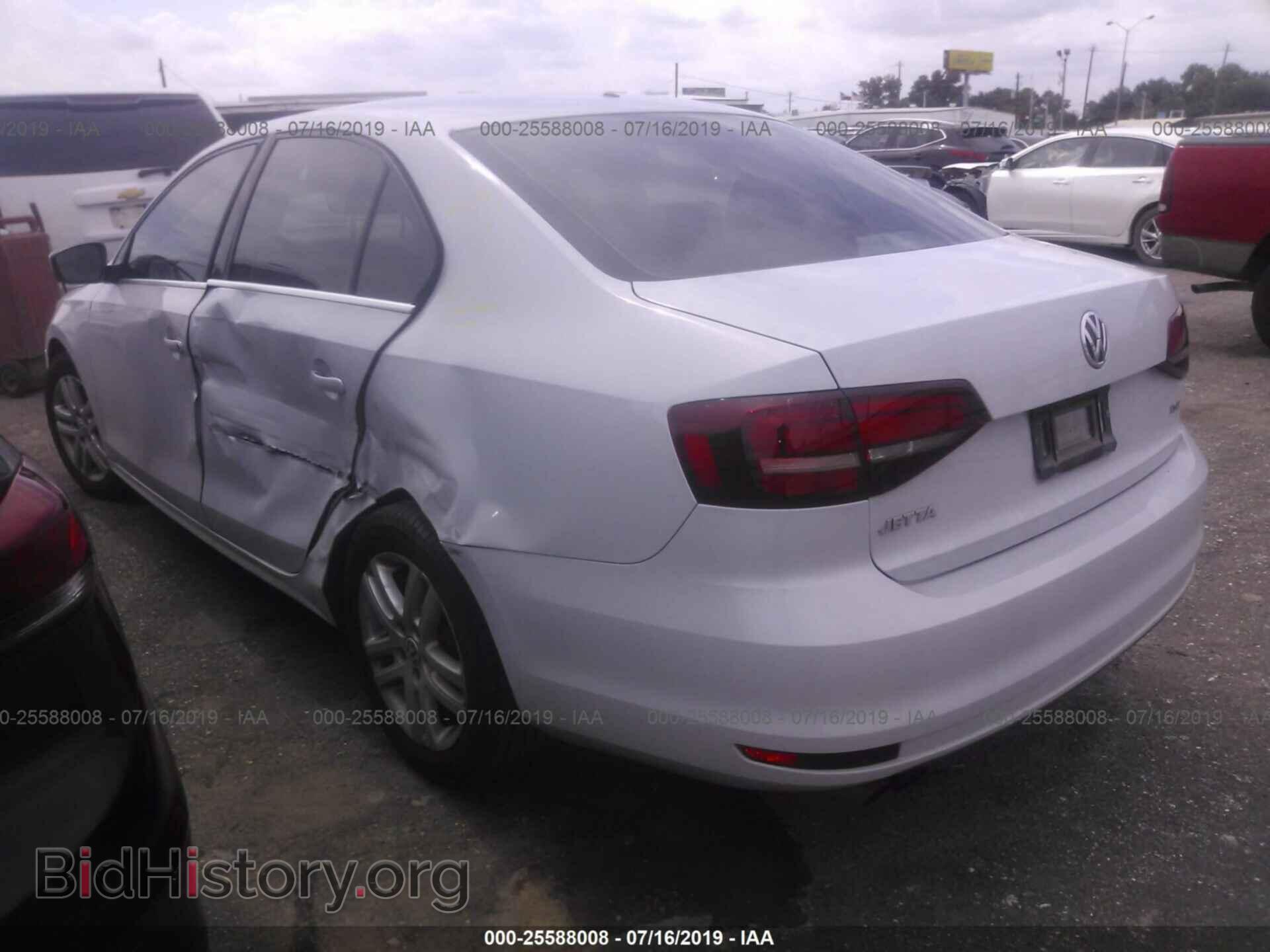 2017 VOLKSWAGEN JETTA - VIN: 3VW2B7AJ4HM238846 - Photo 3
