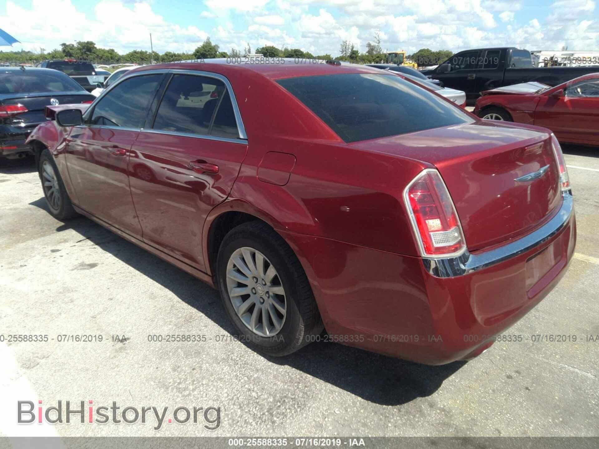2012 CHRYSLER 300 - VIN: 2C3CCAAG6CH312950 - Фото 3