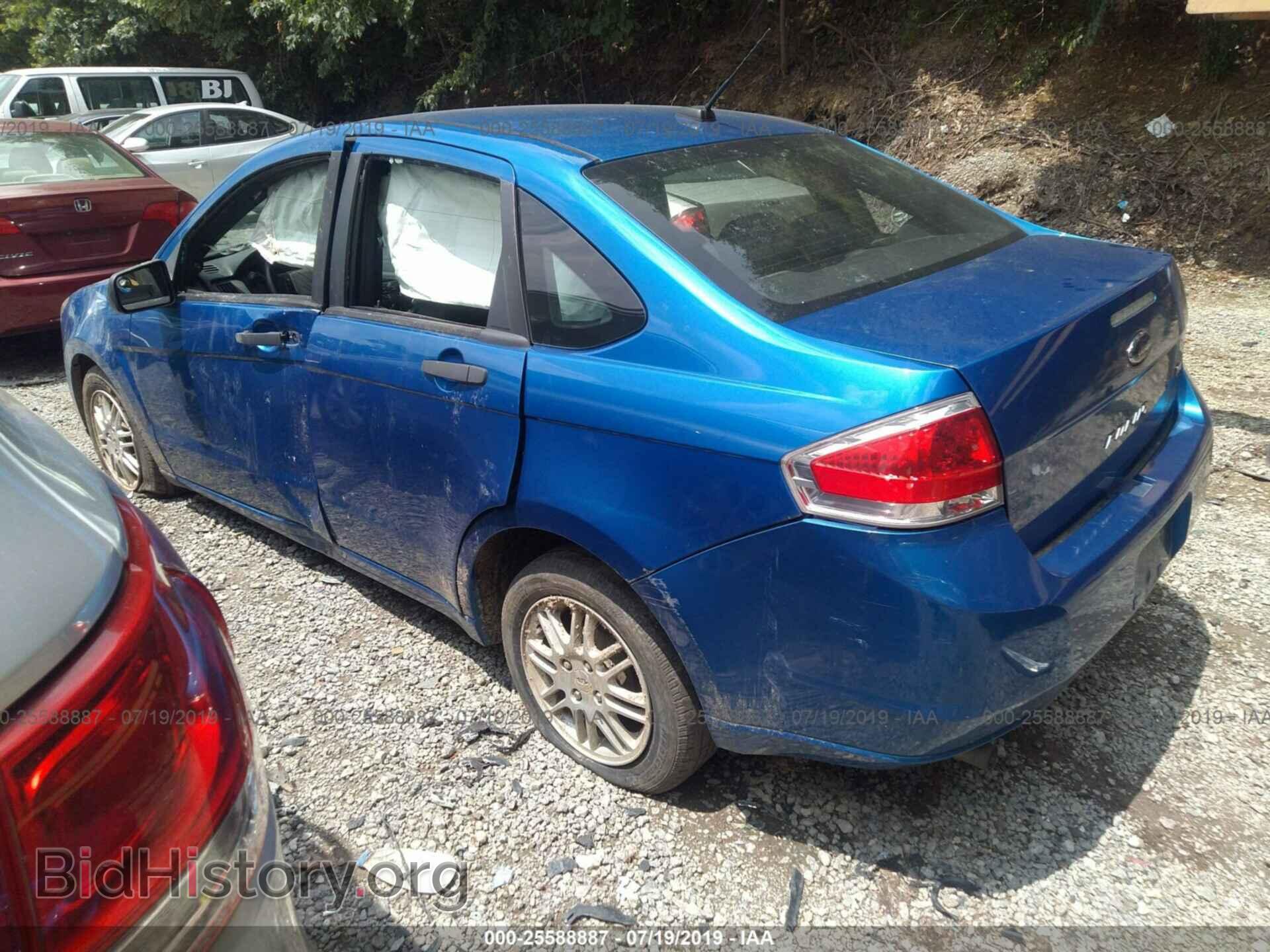 2011 FORD FOCUS - VIN: 1FAHP3FN1BW111407 - Фото 3