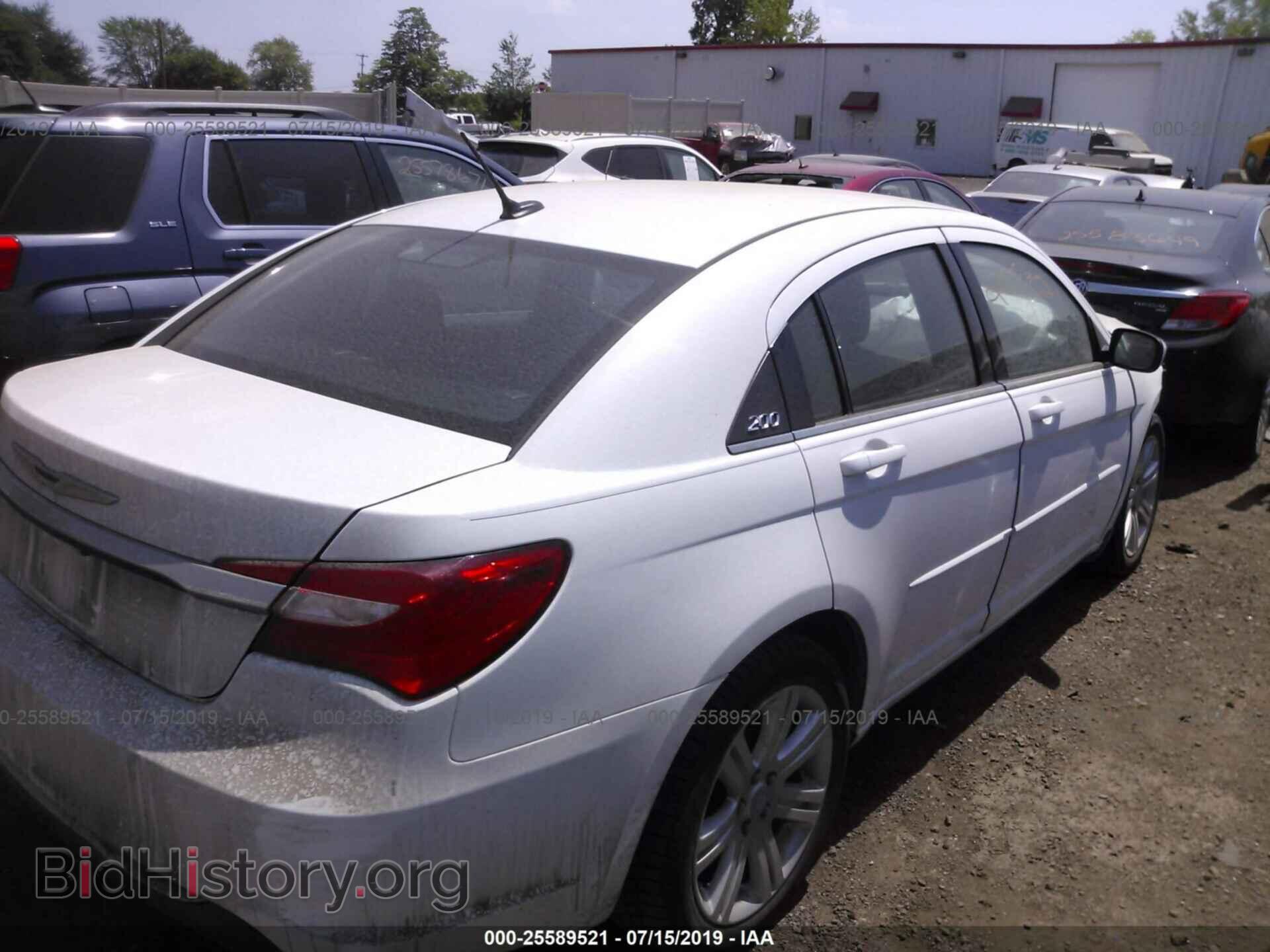 2013 CHRYSLER 200 - VIN: 1C3CCBBB2DN706205 - Photo 4