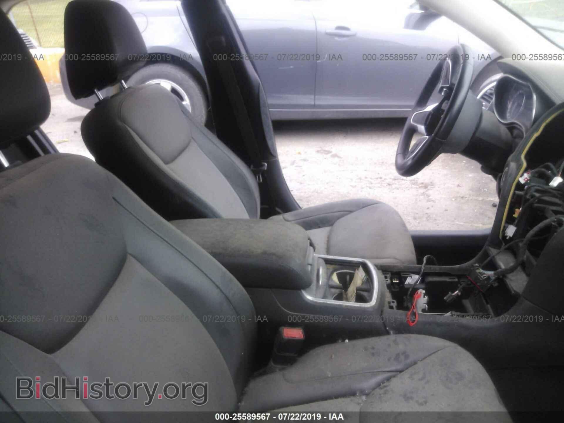 2015 CHRYSLER 300 - VIN: 2C3CCAAGXFH756711 - Фото 5