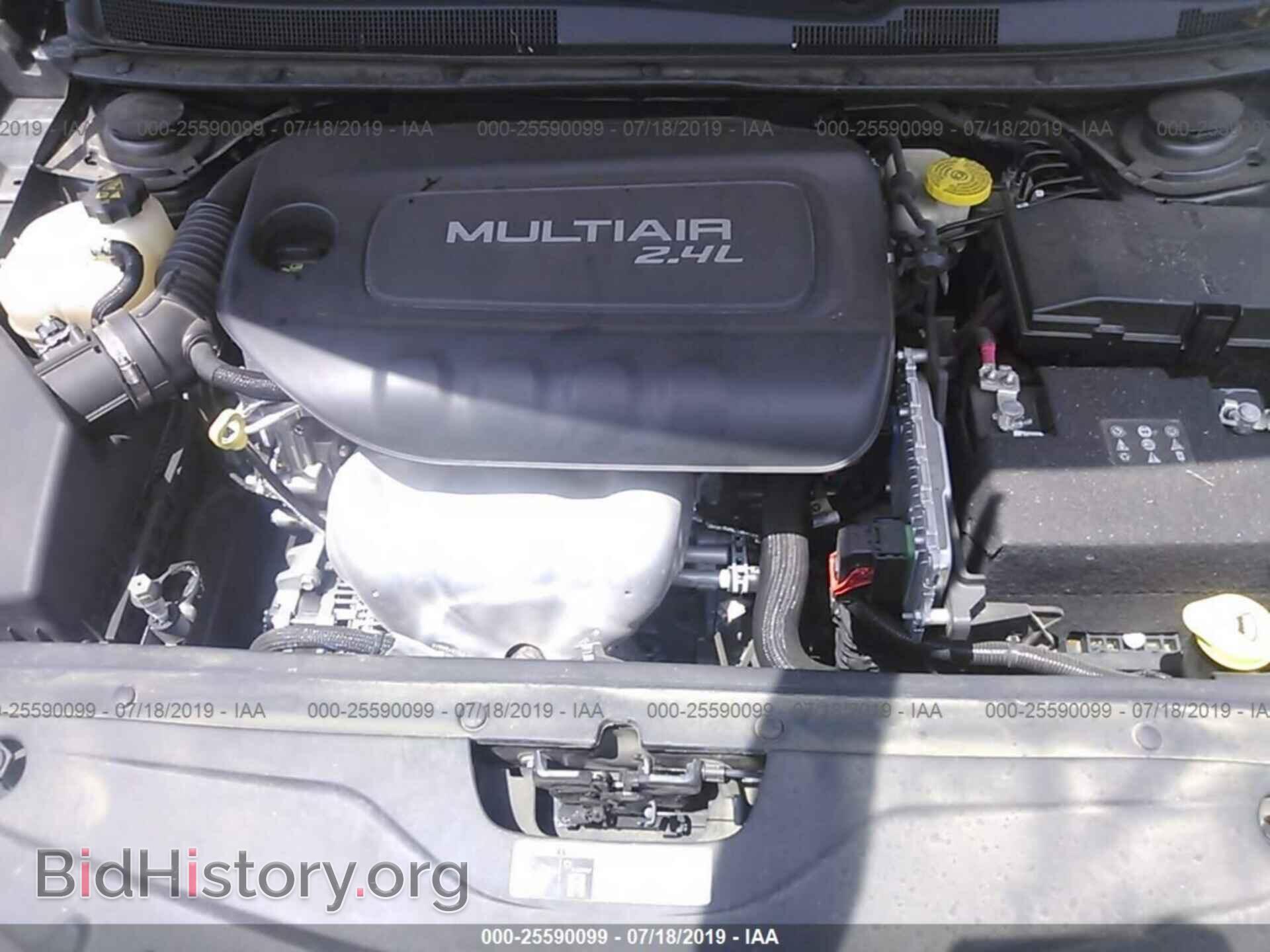 2017 CHRYSLER 200 - VIN: 1C3CCCAB8HN504868 - Фото 10