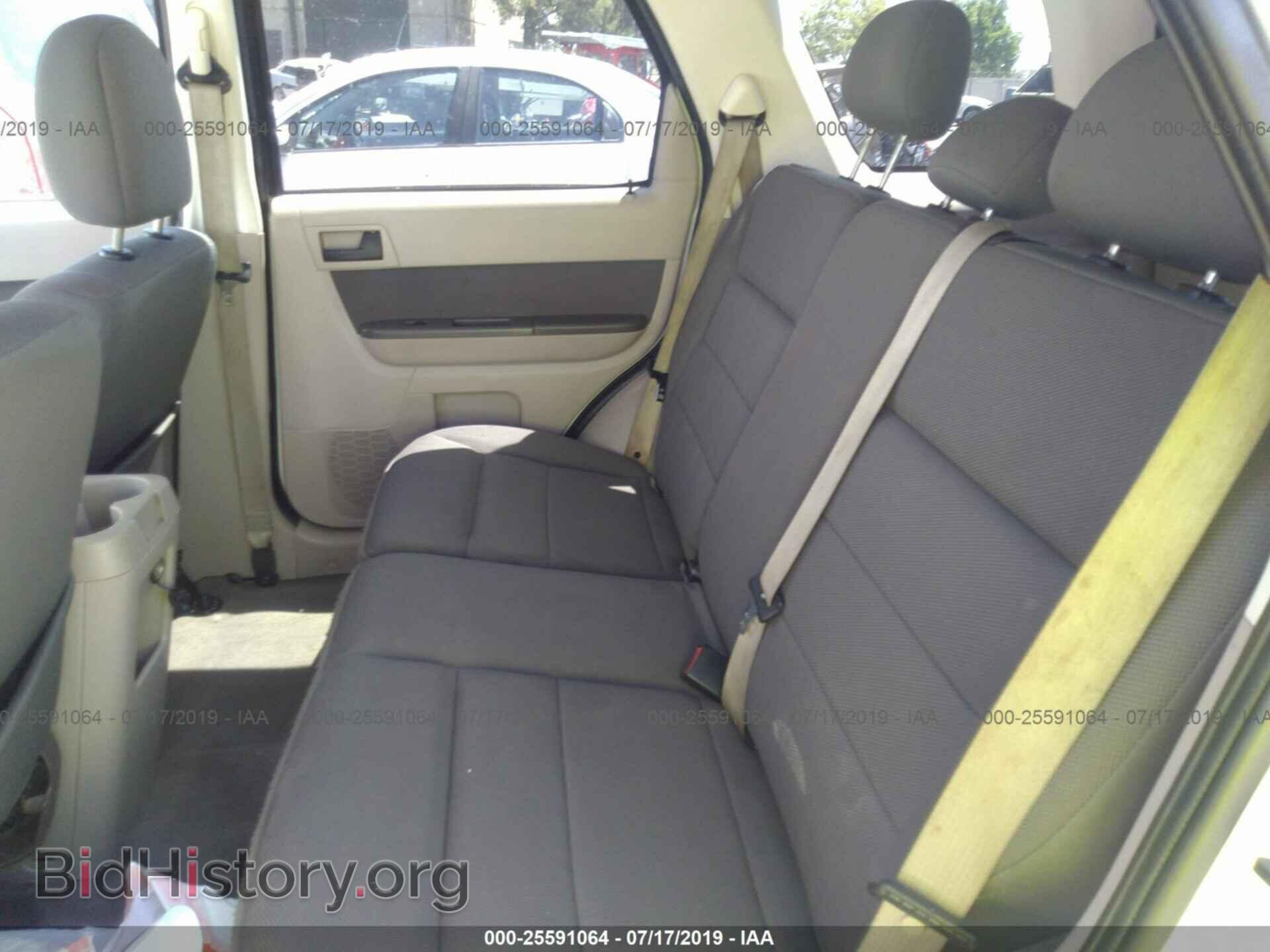 2009 FORD ESCAPE - VIN: 1FMCU03769KC39351 - Фото 8