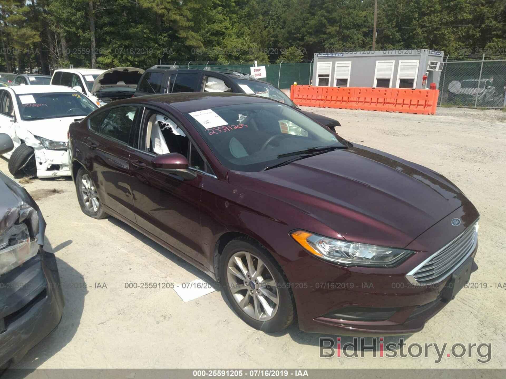 Photo 3FA6P0H73HR227028 - FORD FUSION 2017