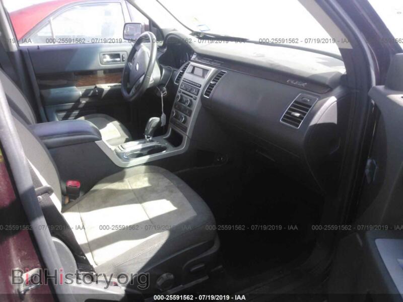 2011 Ford FLEX (VIN 2FMGK5CC6BBD24787) — фото 5 из 10