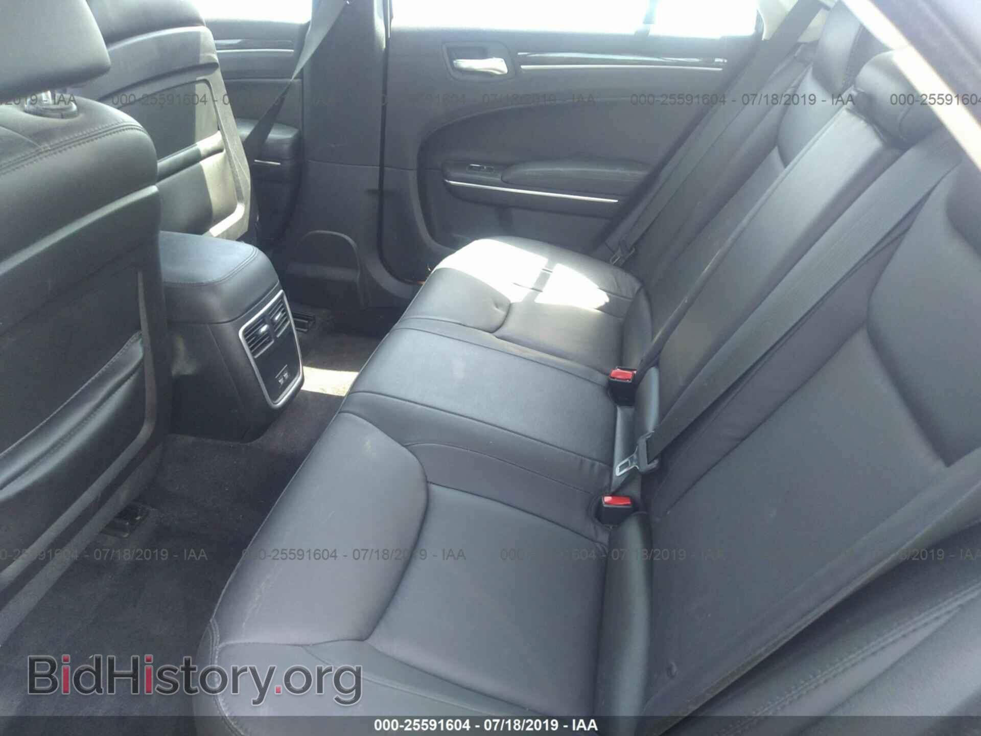 2017 CHRYSLER 300 - VIN: 2C3CCAAGXHH646678 - Фото 8