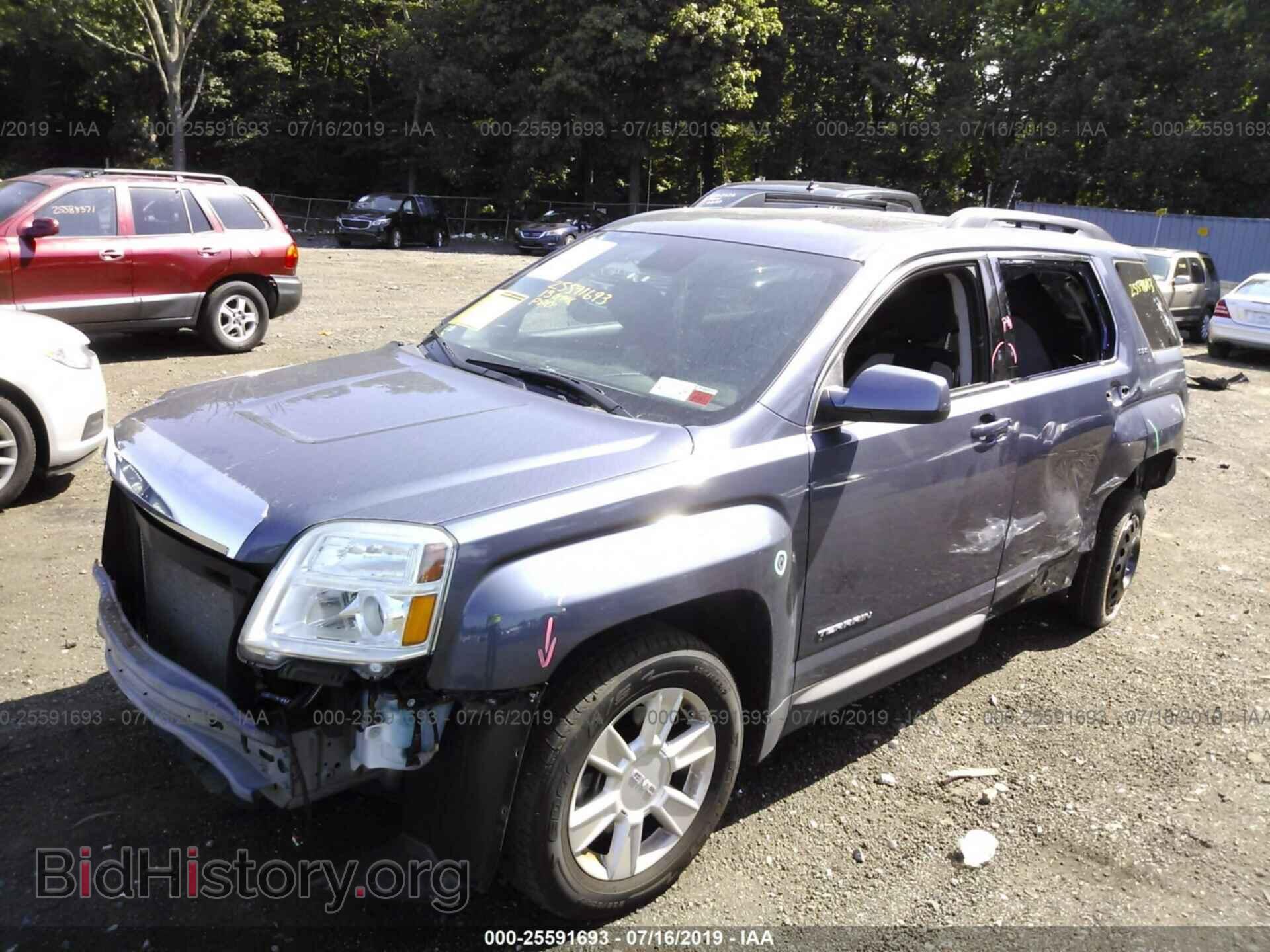 2013 GMC TERRAIN - VIN: 2GKFLTE39D6379829 - Photo 2