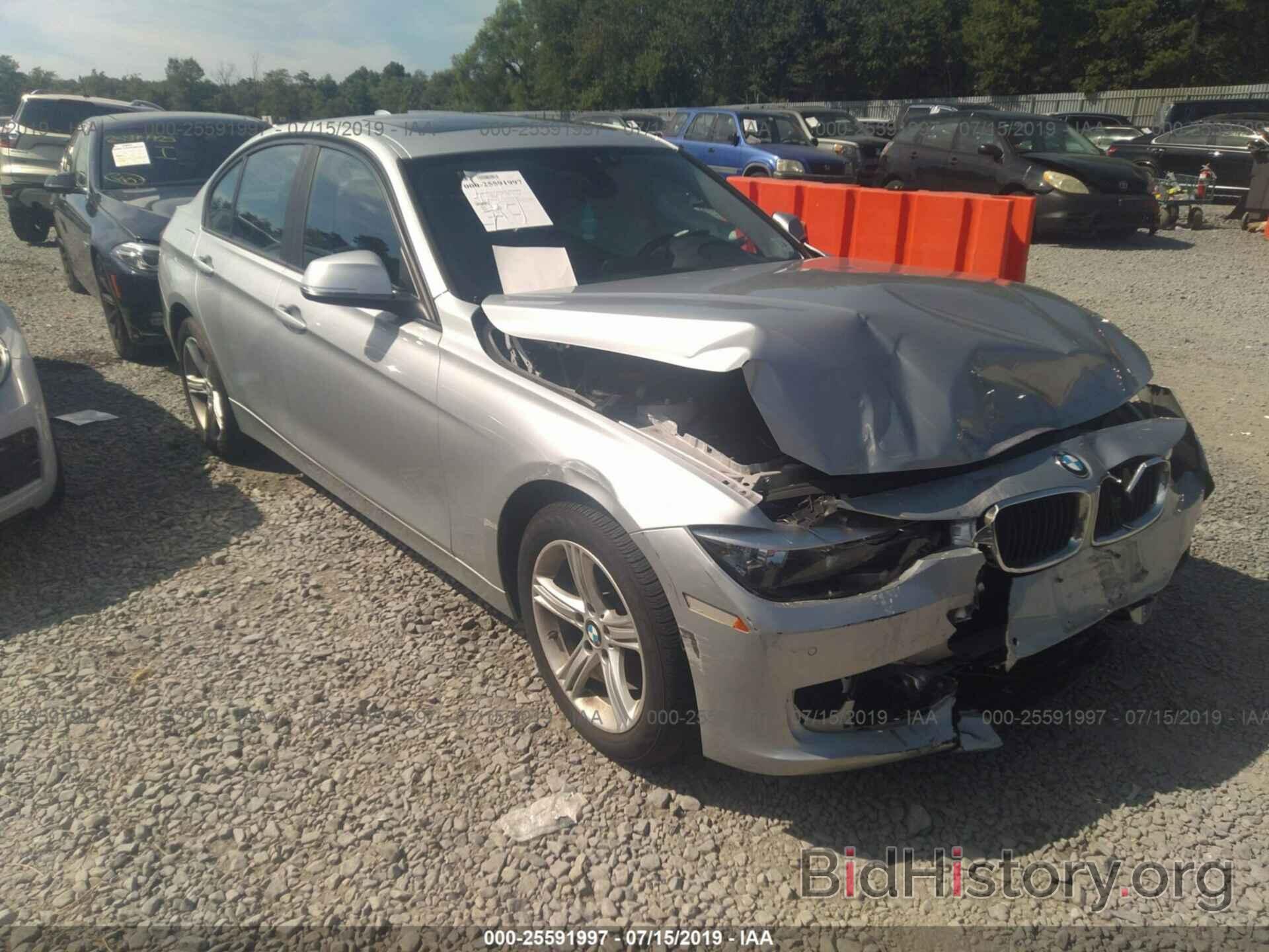 Photo WBA3B5C54FF962137 - BMW 328 2015