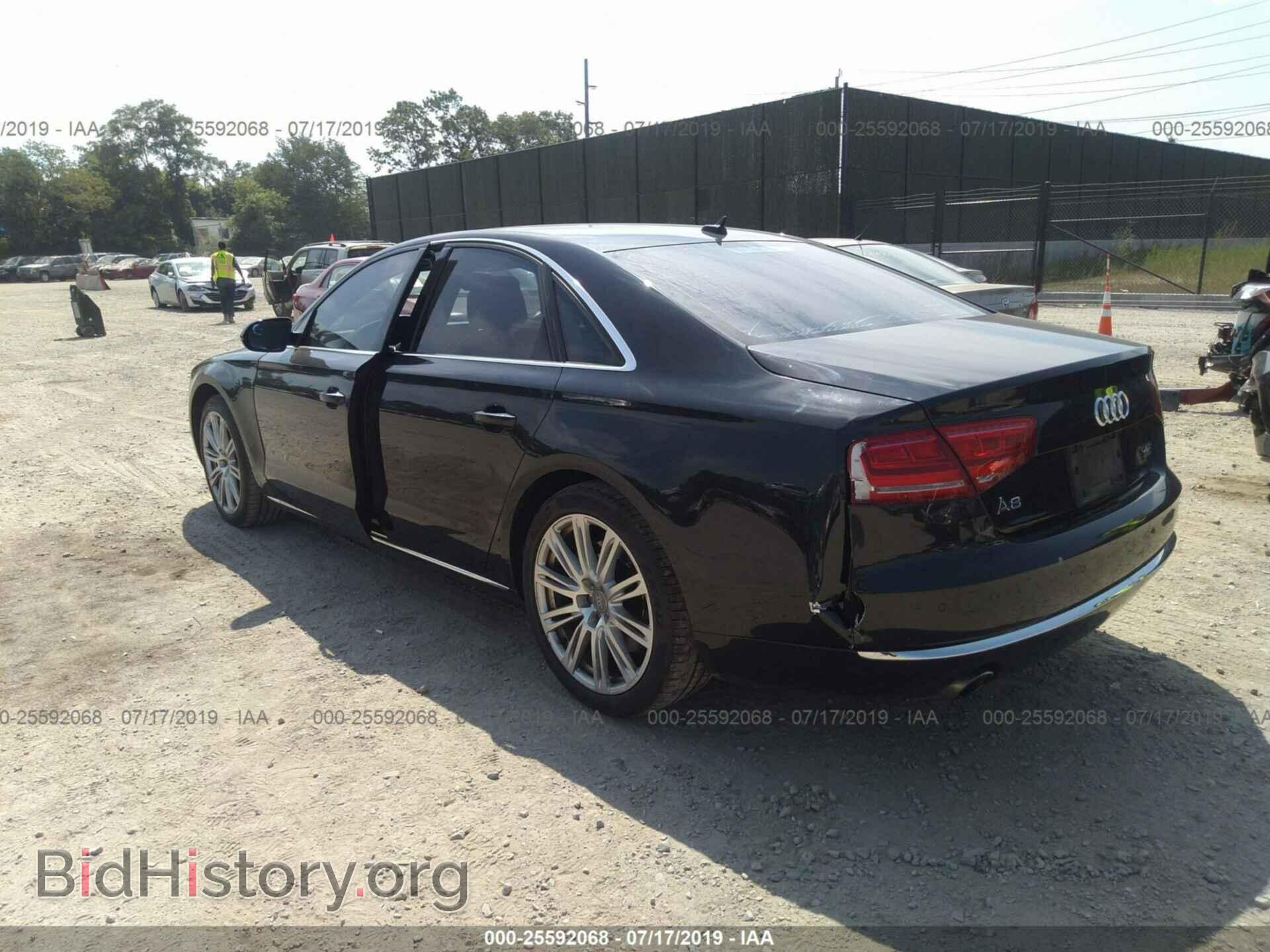 2011 AUDI A8 - VIN: WAUAVAFD1BN022811 - Фото 3