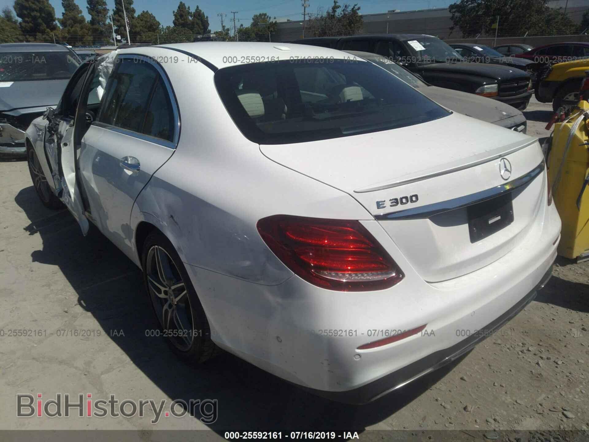 2018 MERCEDES-BENZ E - VIN: WDDZF4JB3JA395595 - Фото 3