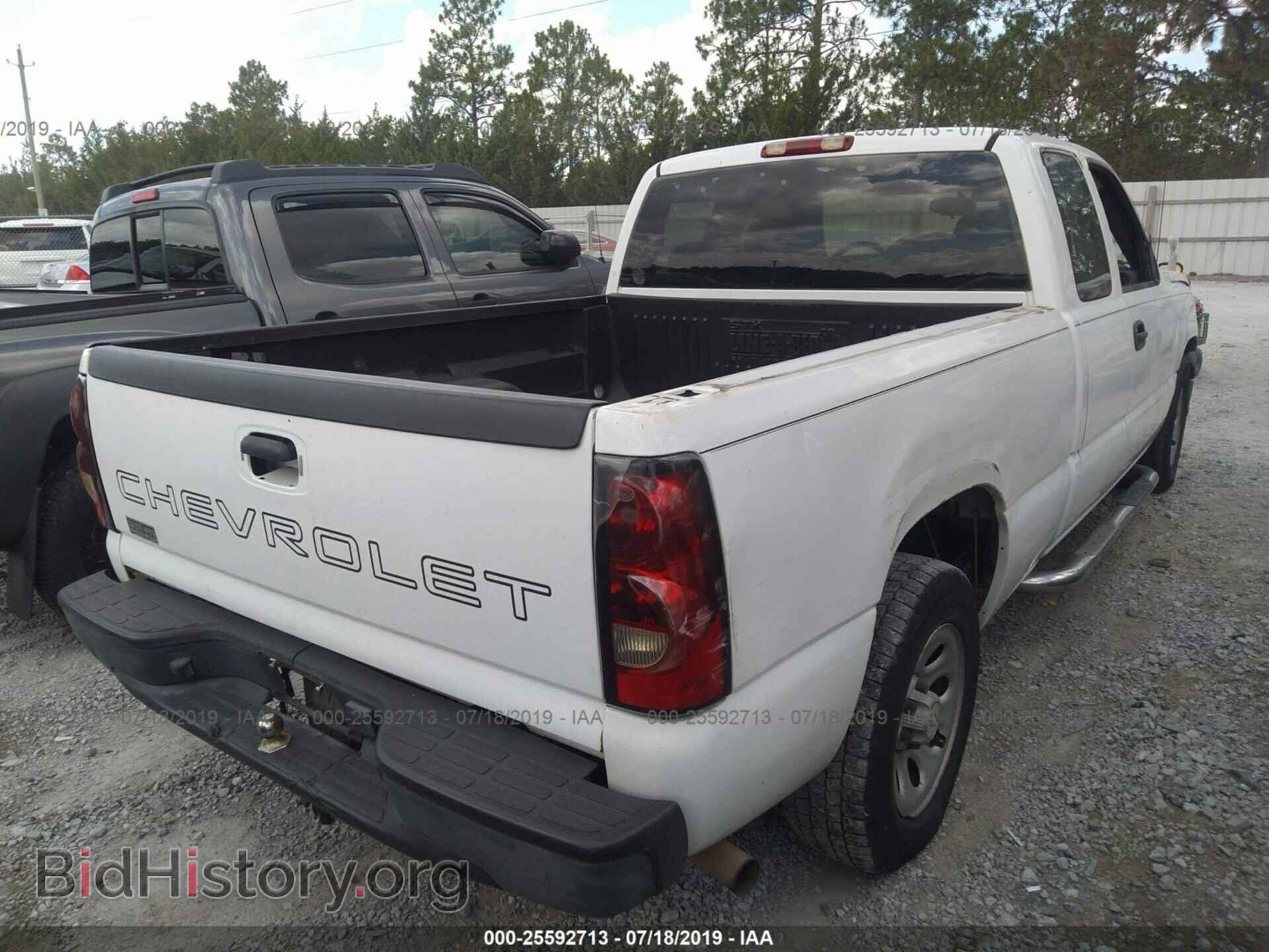 2006 CHEVROLET SILVERADO - VIN: 2GCEC19V461105820 - Фото 4