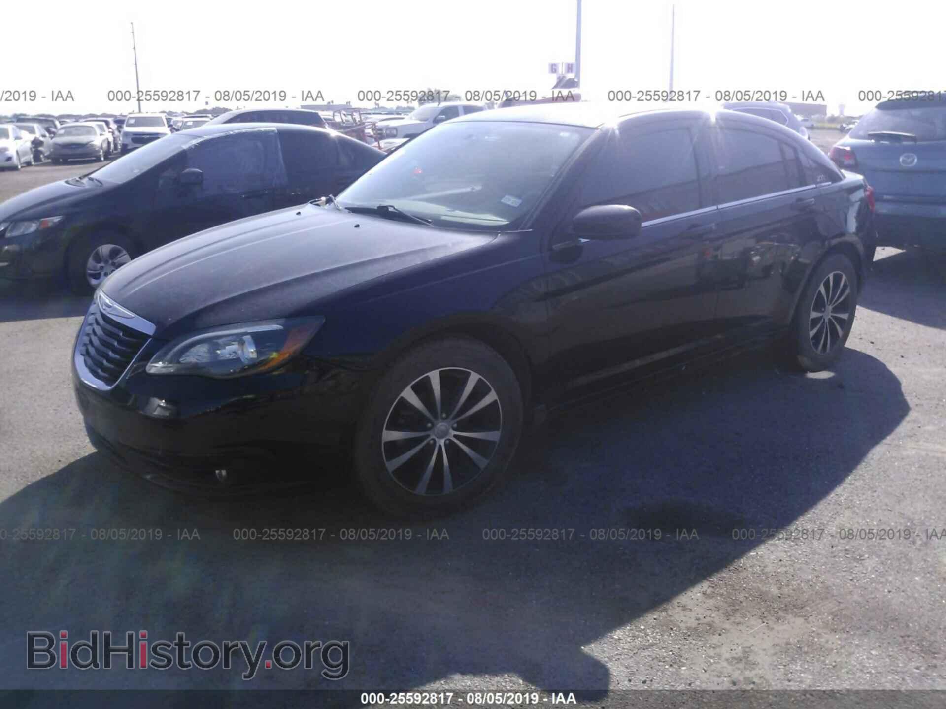 2013 CHRYSLER 200 - VIN: 1C3CCBBB8DN728533 - Photo 2
