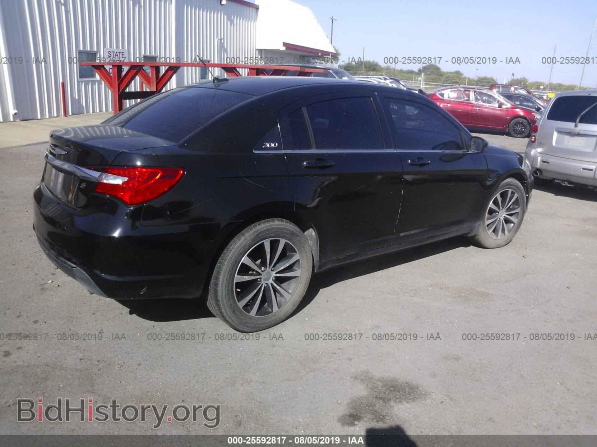 2013 CHRYSLER 200 - VIN: 1C3CCBBB8DN728533 - Photo 4