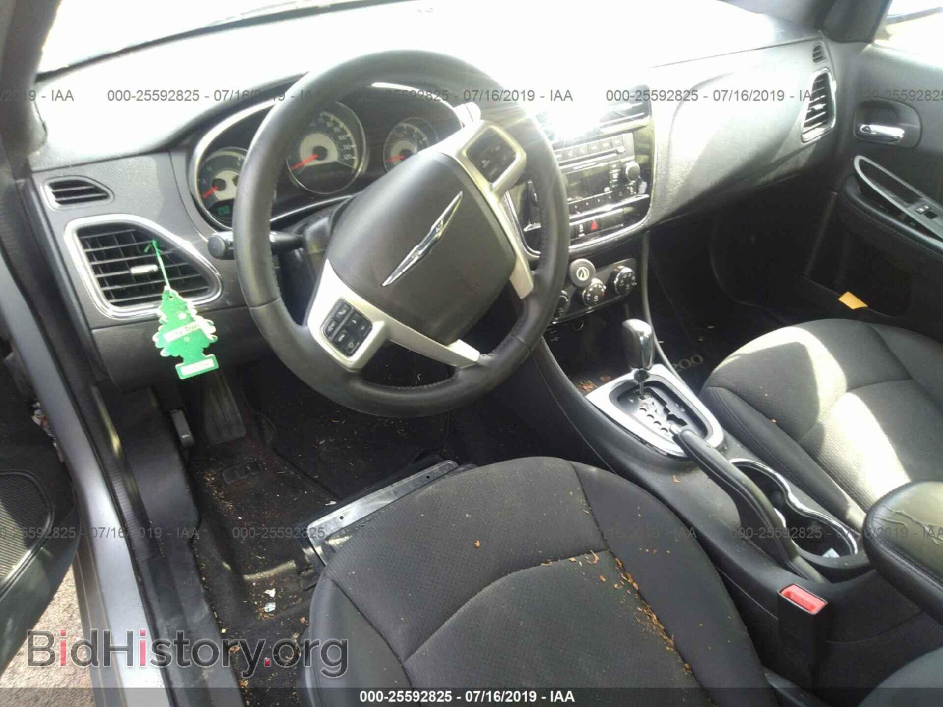 2013 CHRYSLER 200 - VIN: 1C3CCBBB7DN737711 - Photo 5