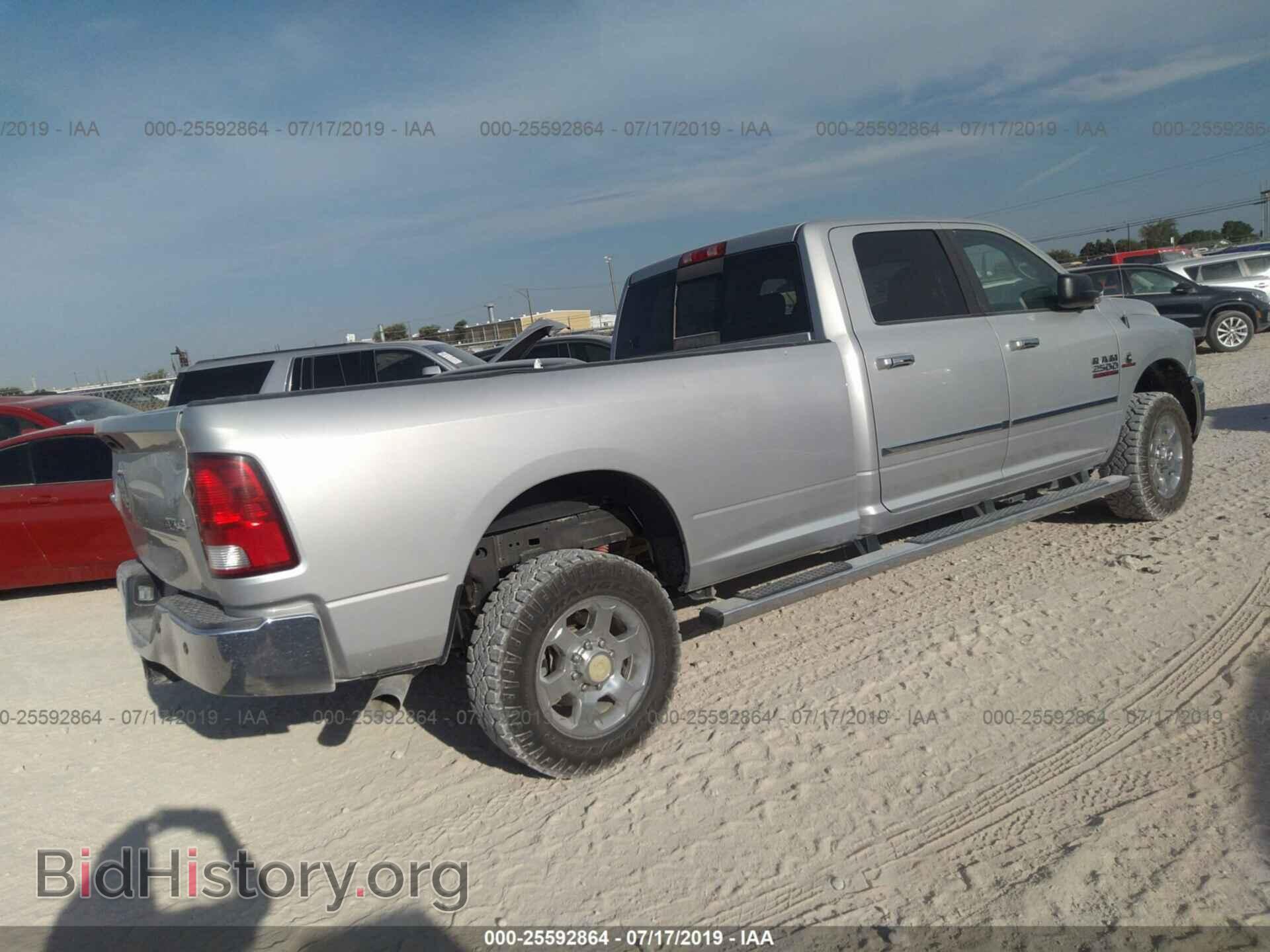 2017 RAM 2500 - VIN: 3C6UR5JL4HG695370 - Фото 4