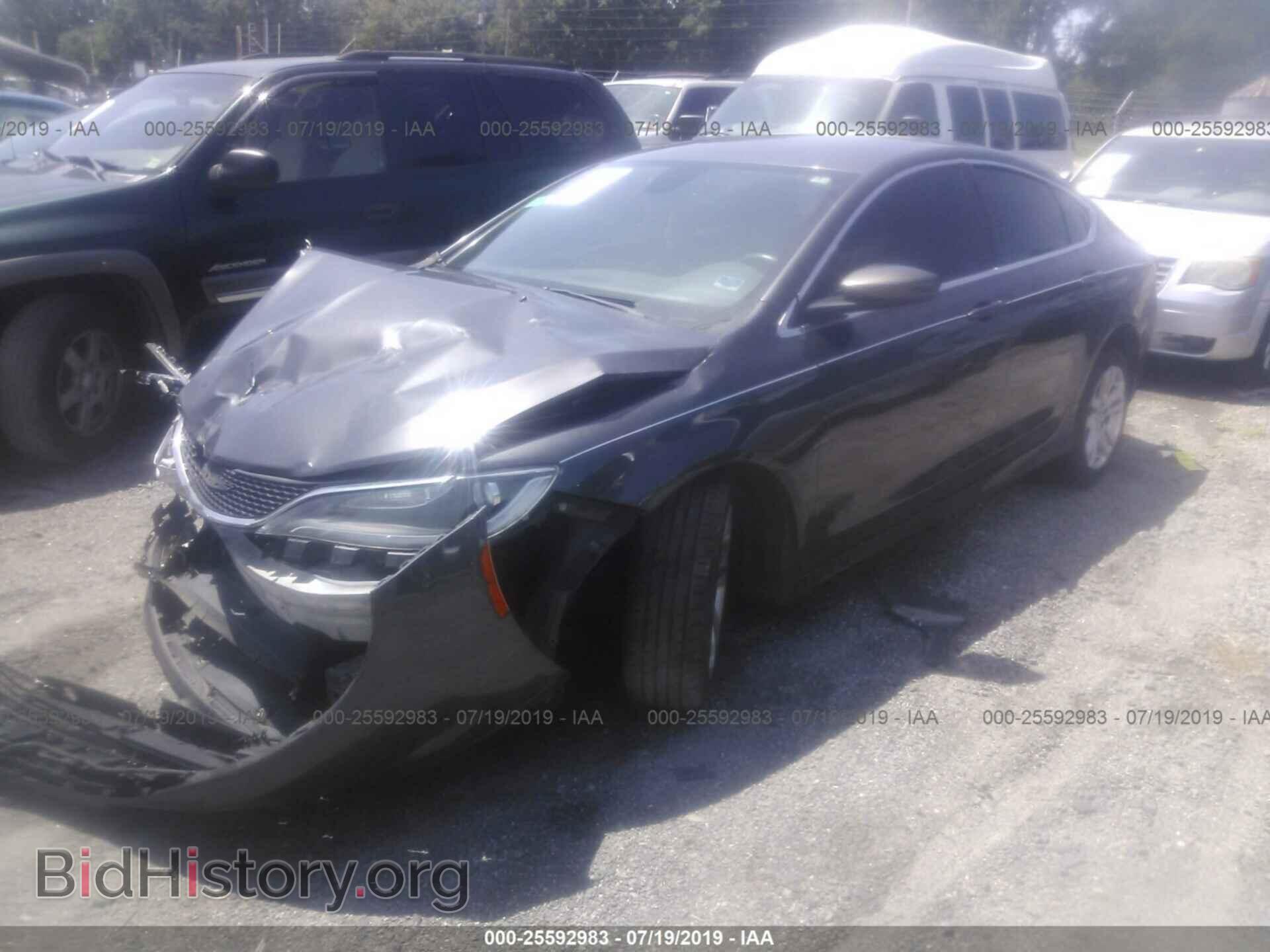 2015 CHRYSLER 200 - VIN: 1C3CCCAB3FN758100 - Photo 2
