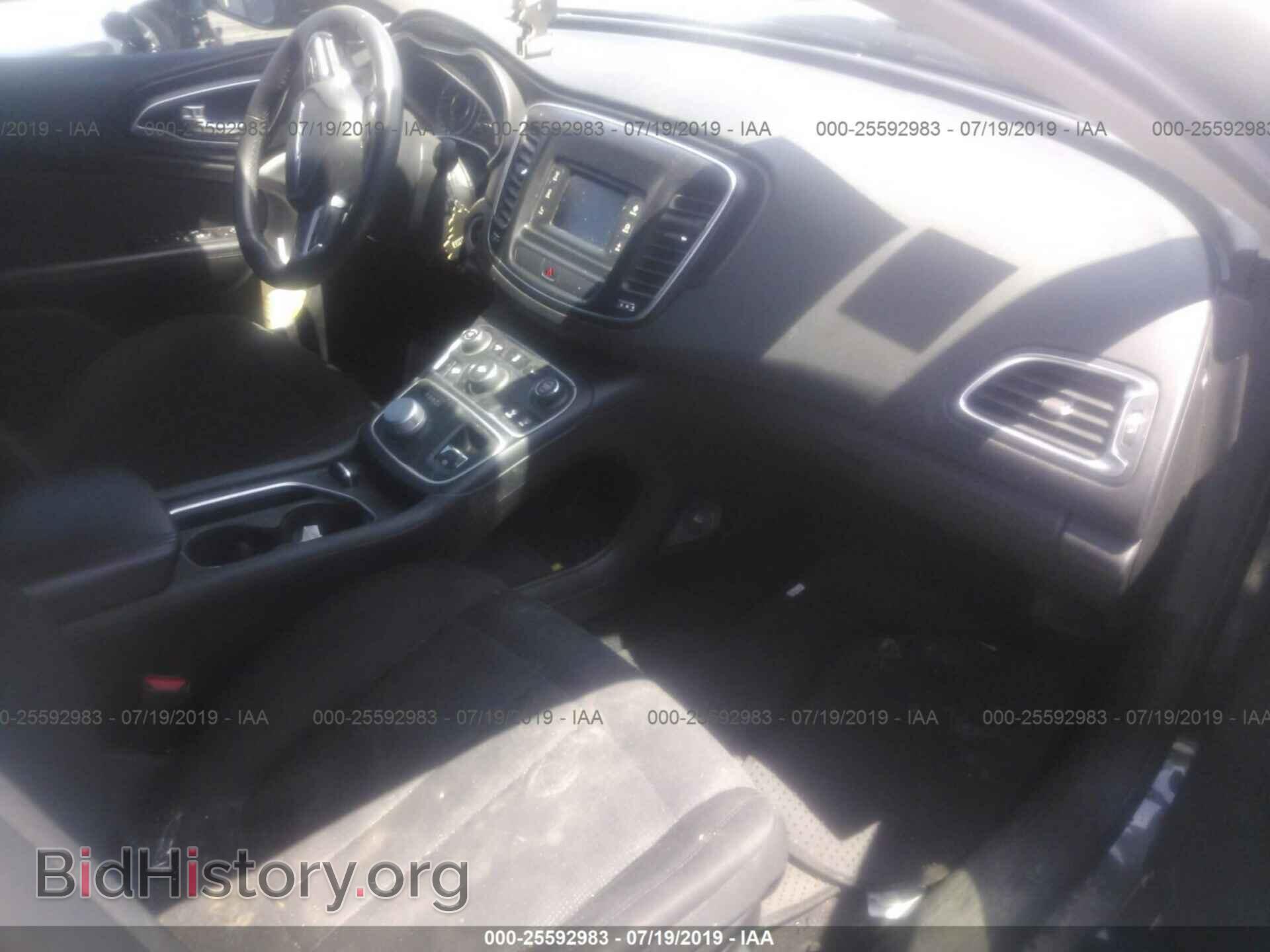 2015 CHRYSLER 200 - VIN: 1C3CCCAB3FN758100 - Photo 5
