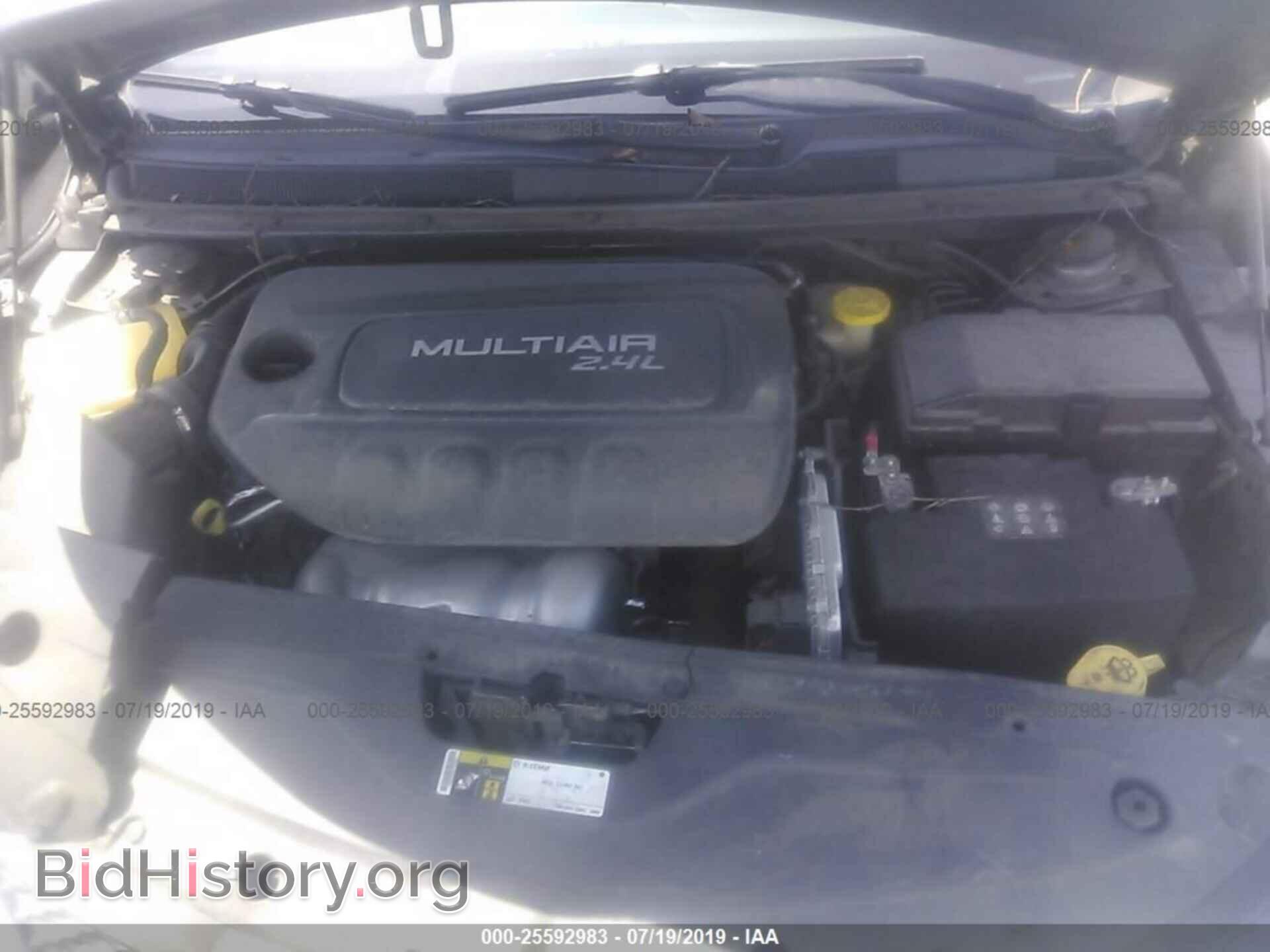 2015 CHRYSLER 200 - VIN: 1C3CCCAB3FN758100 - Photo 10