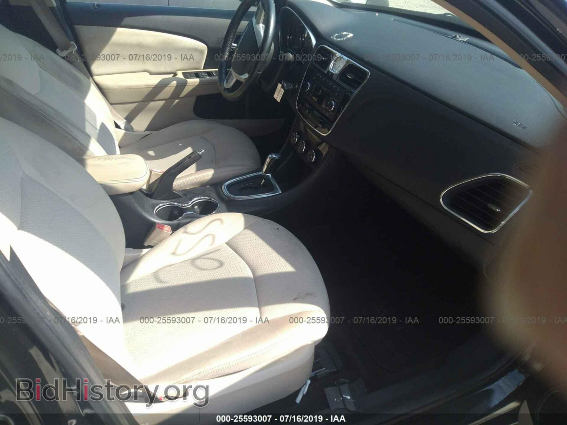 2011 CHRYSLER 200 - VIN: 1C3BC1FG3BN620085 - Фото 5