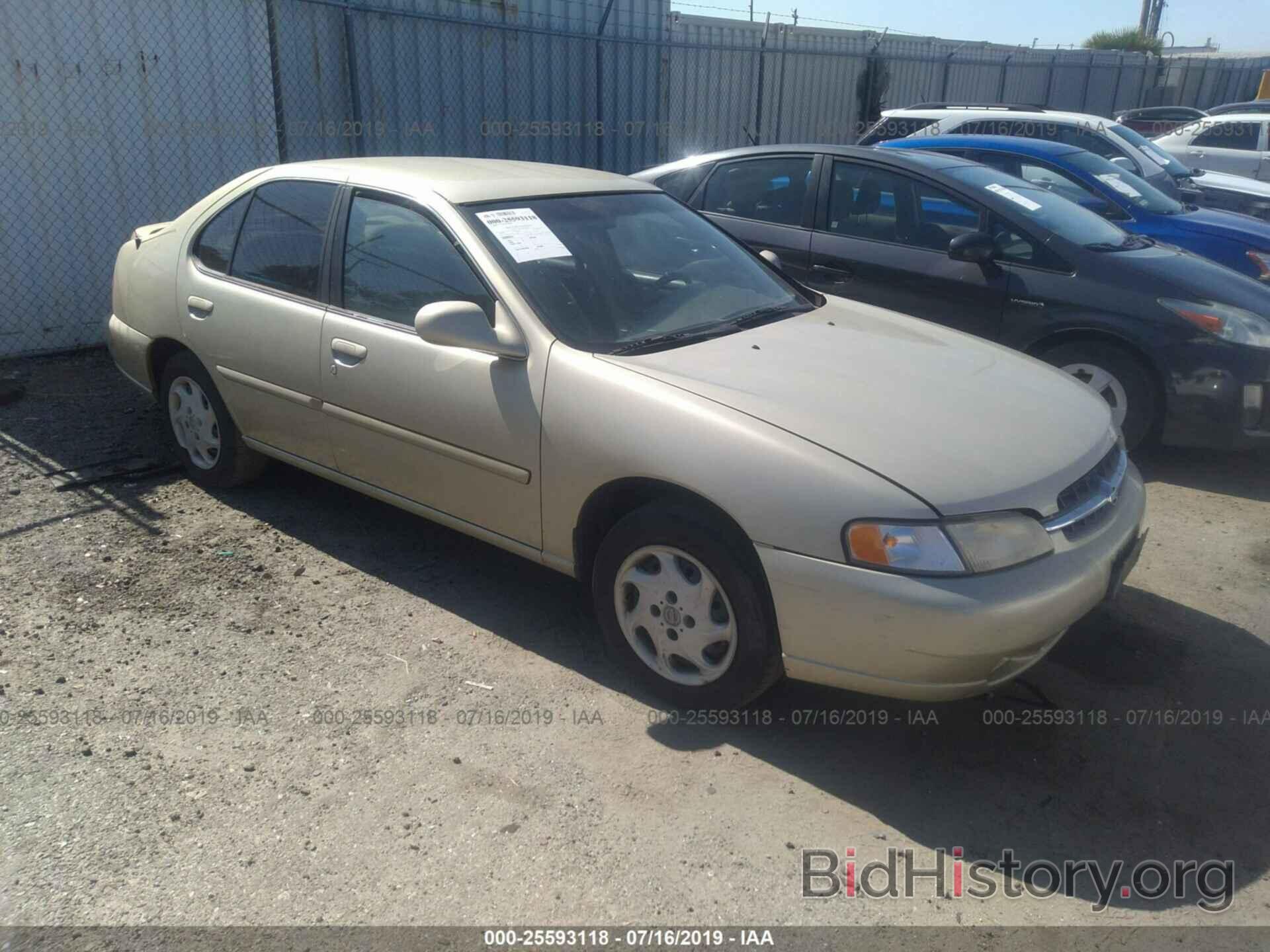 Photo 1N4DL01D2XC139071 - NISSAN ALTIMA 1999