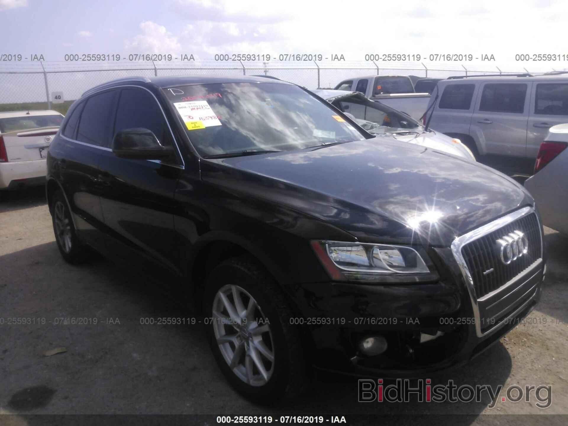 Photo WA1CFAFP7BA003636 - AUDI Q5 2011