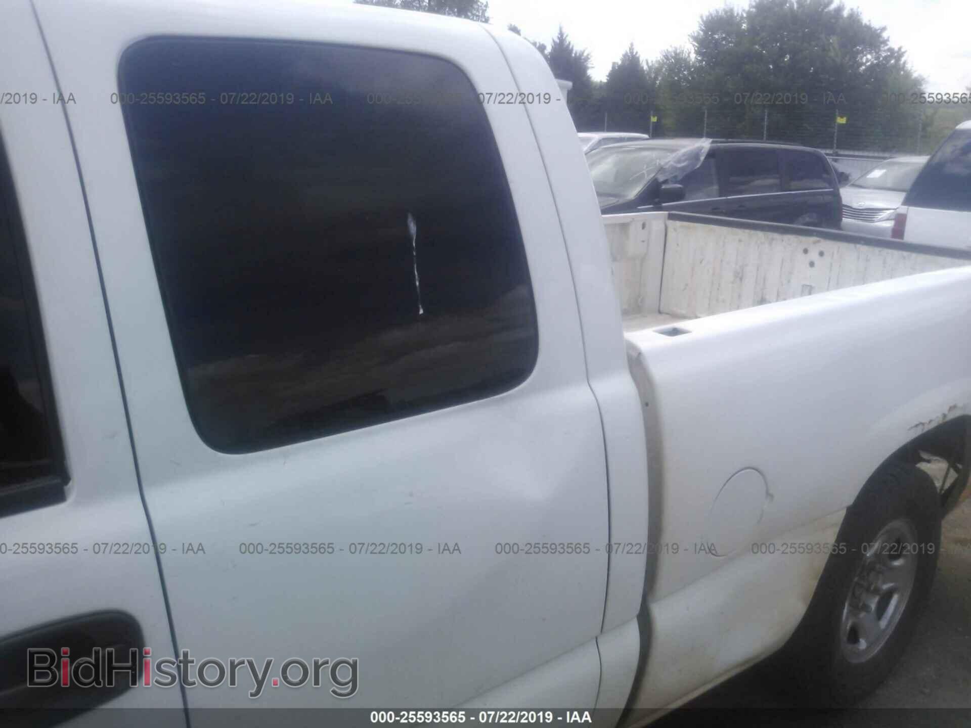2004 GMC NEW SIERRA - VIN: 2GTEC19T441291869 - Фото 6
