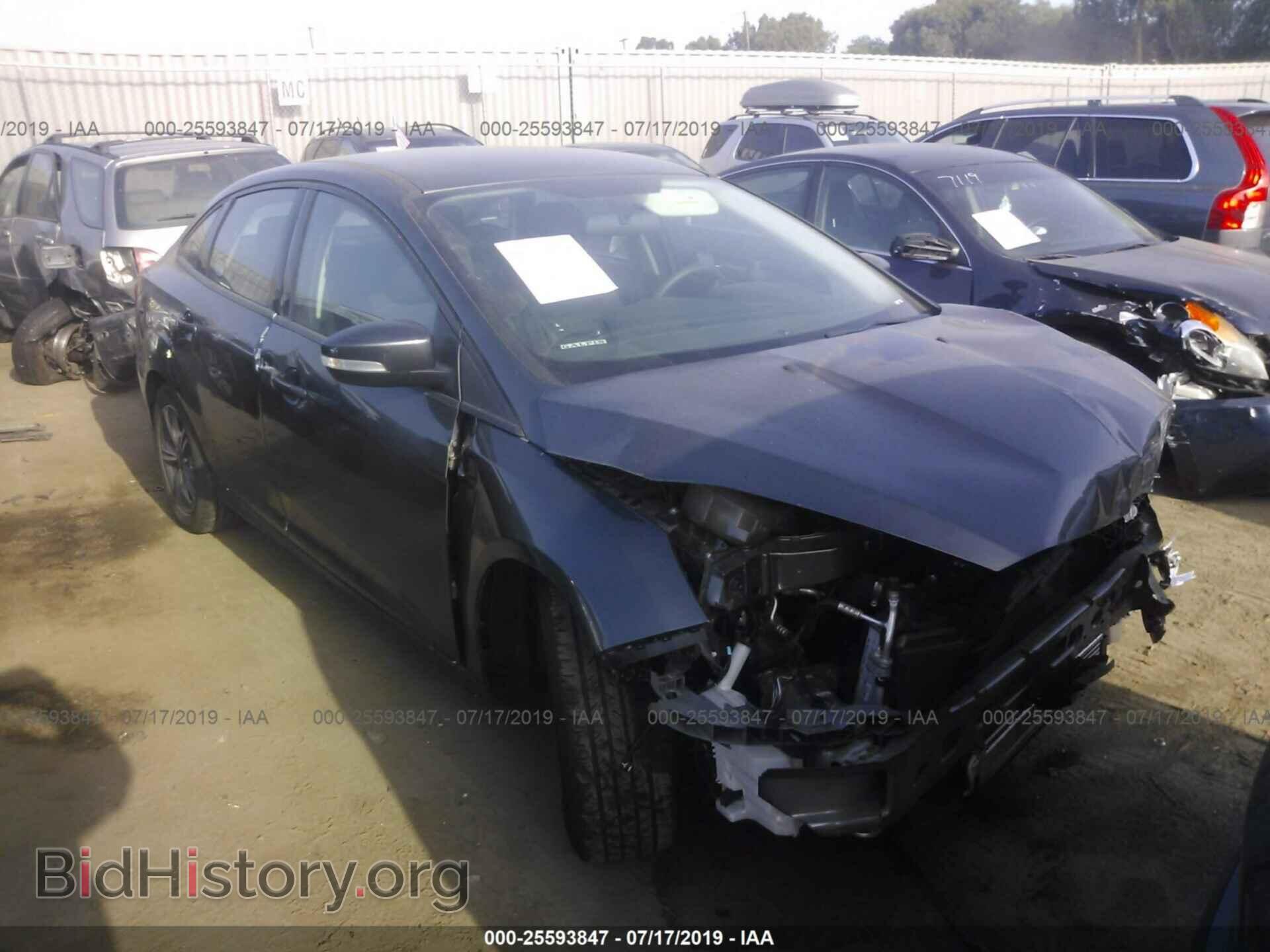Photo 1FADP3FE7HL308333 - FORD FOCUS 2017