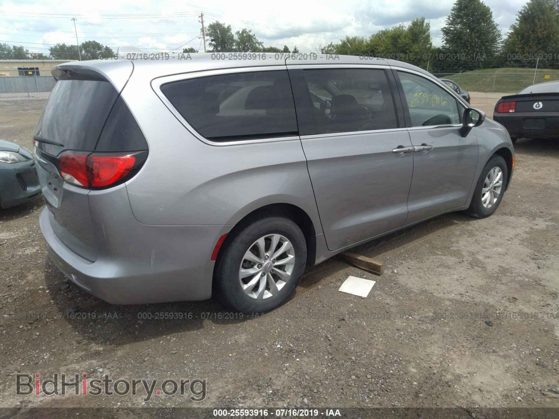 2017 CHRYSLER PACIFICA - VIN: 2C4RC1DG6HR551398 - Фото 4